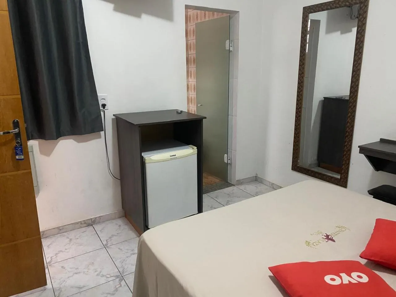 Bed in Center Plaza Hotel