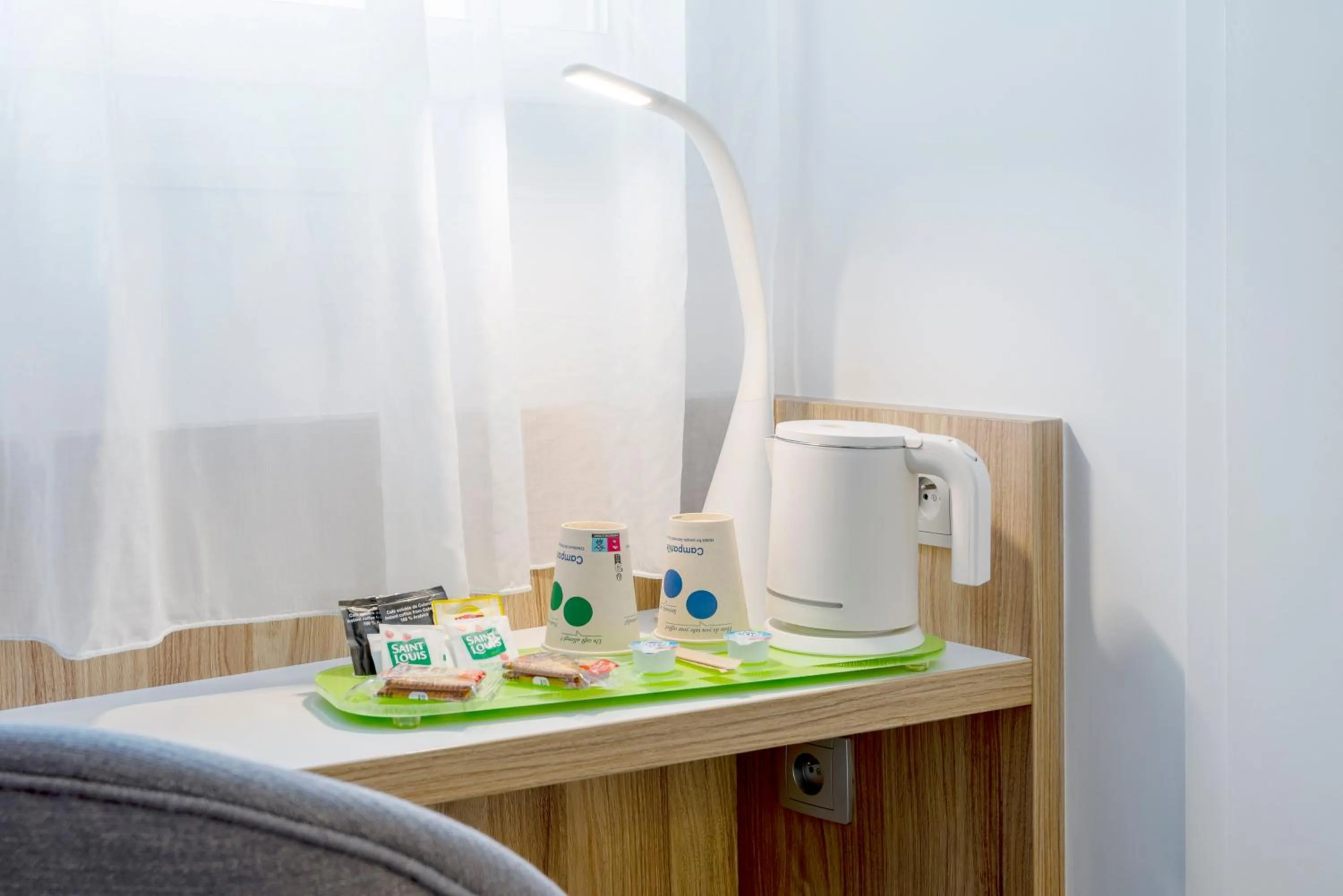 Coffee/tea facilities in Campanile Metz Nord - Talange