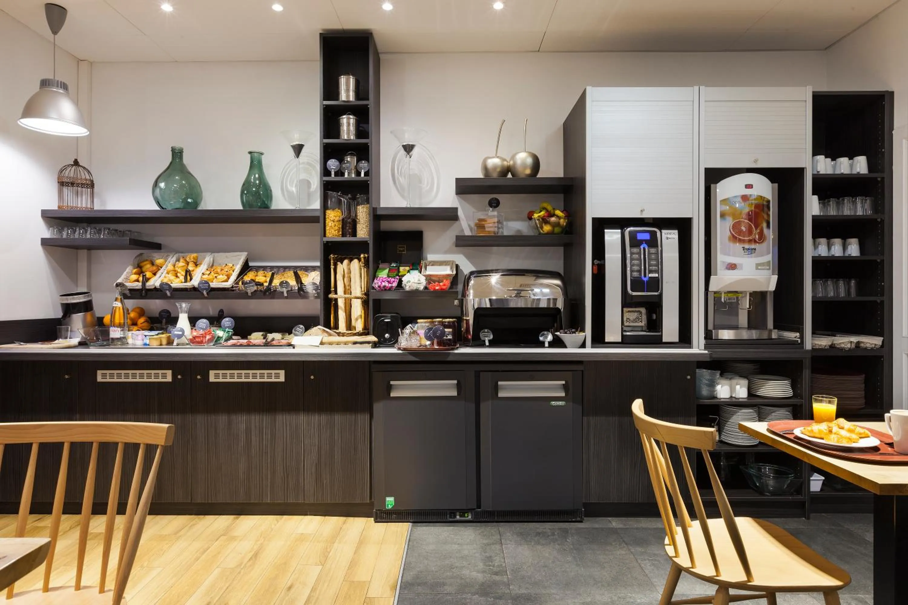 Food and drinks in Campanile Metz Nord - Talange