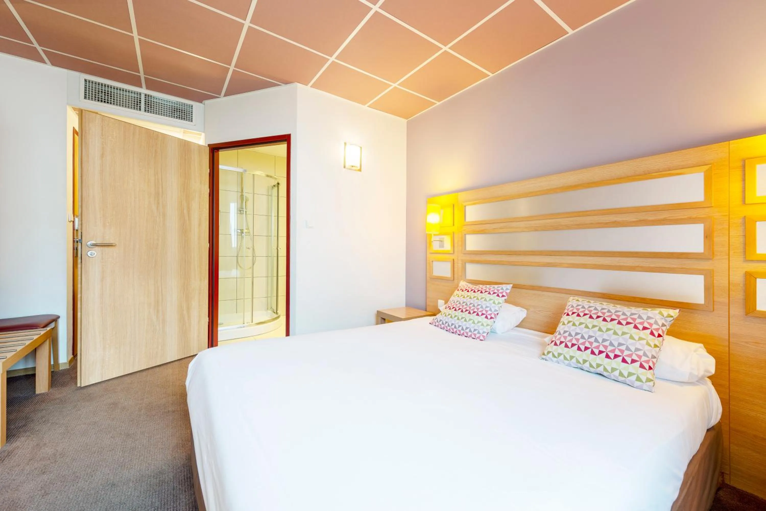 Bed in Campanile Metz Nord - Talange