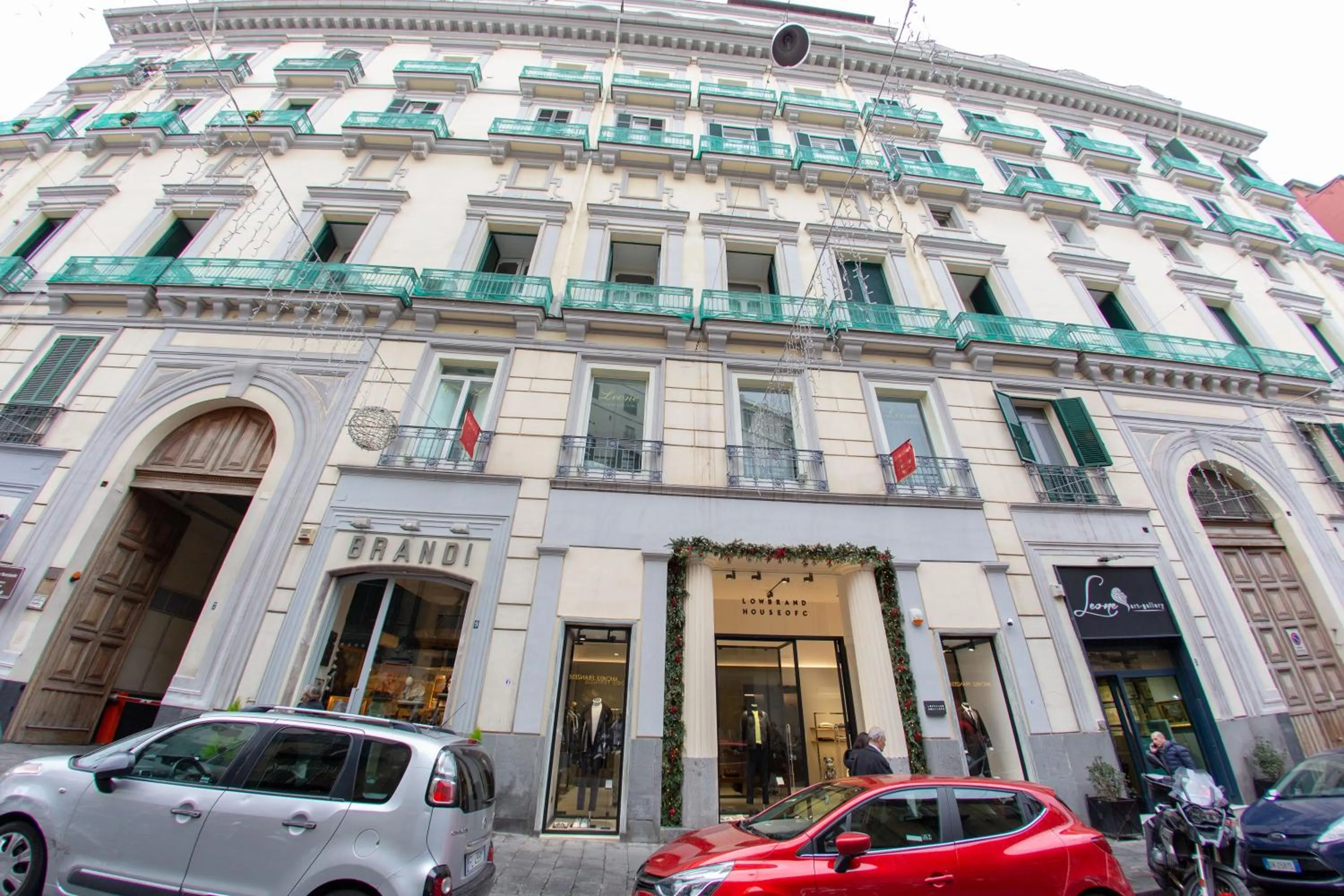 Property building in Leone Camere D'autore - CHIAIA