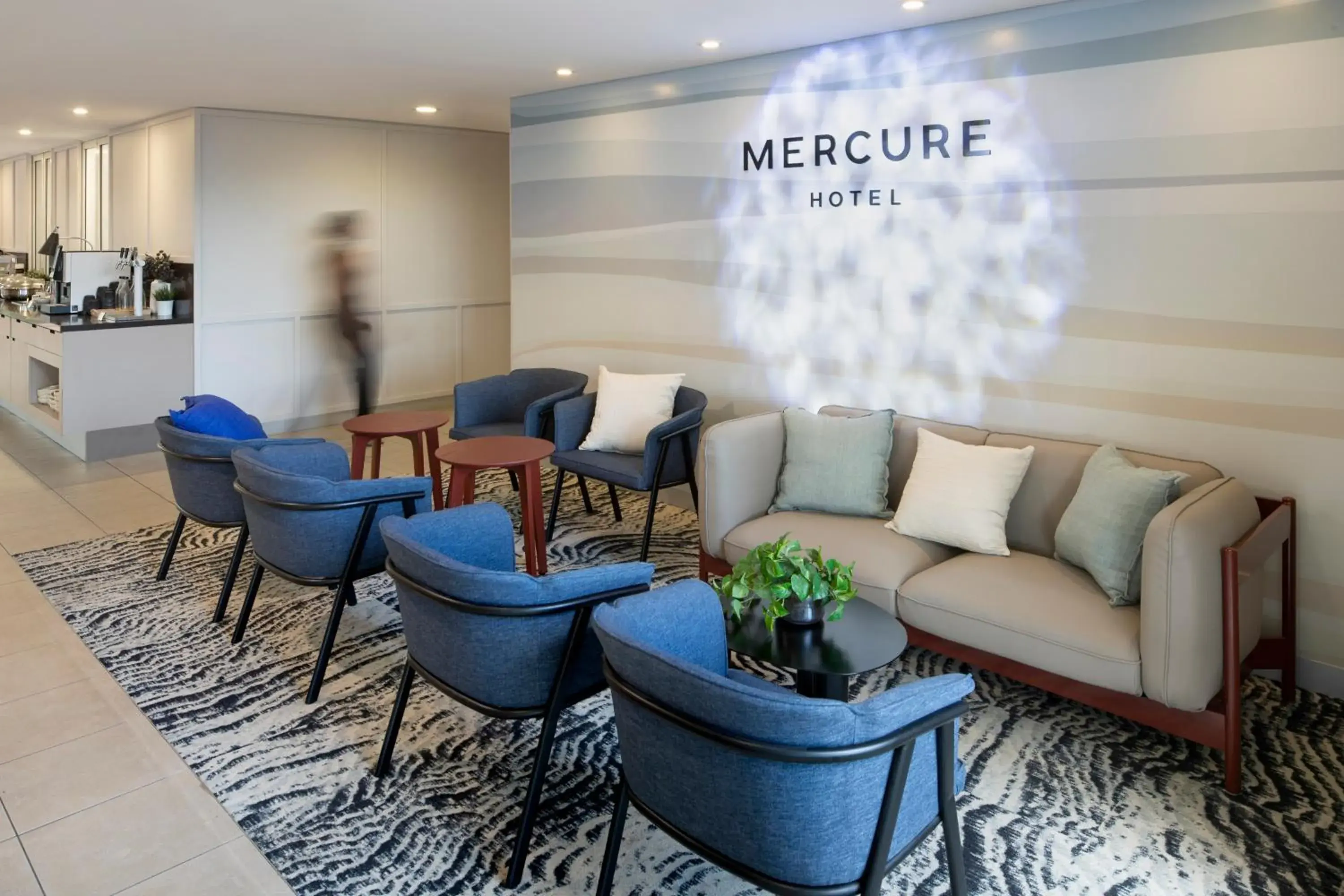 Lobby or reception in Mercure Sydney Manly Warringah Lobby or reception in Mercure Sydney Manly Warringah