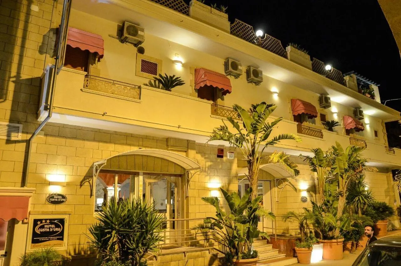 Property building in Hotel Costa D'Oro
