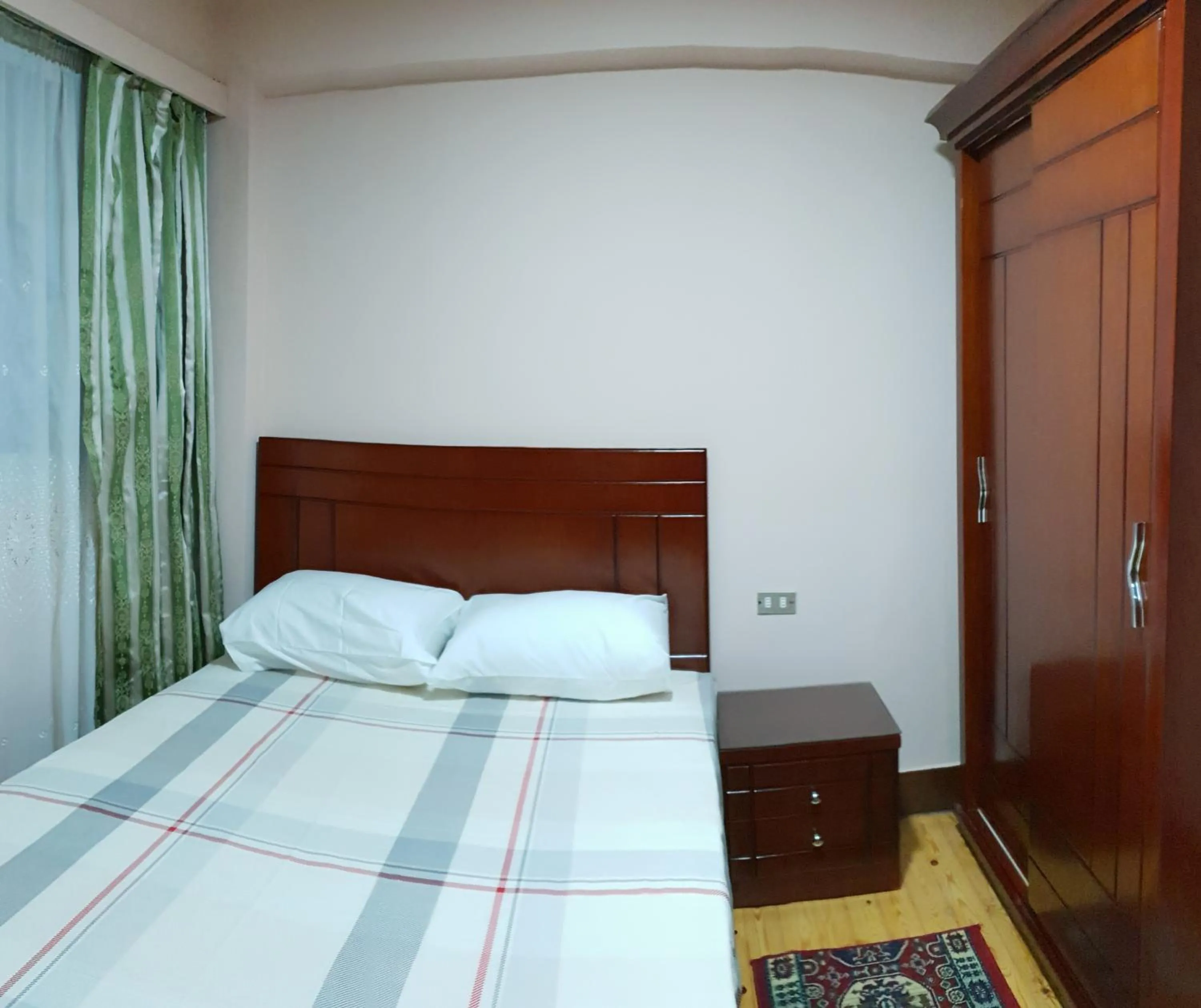 Bed in Caesar House