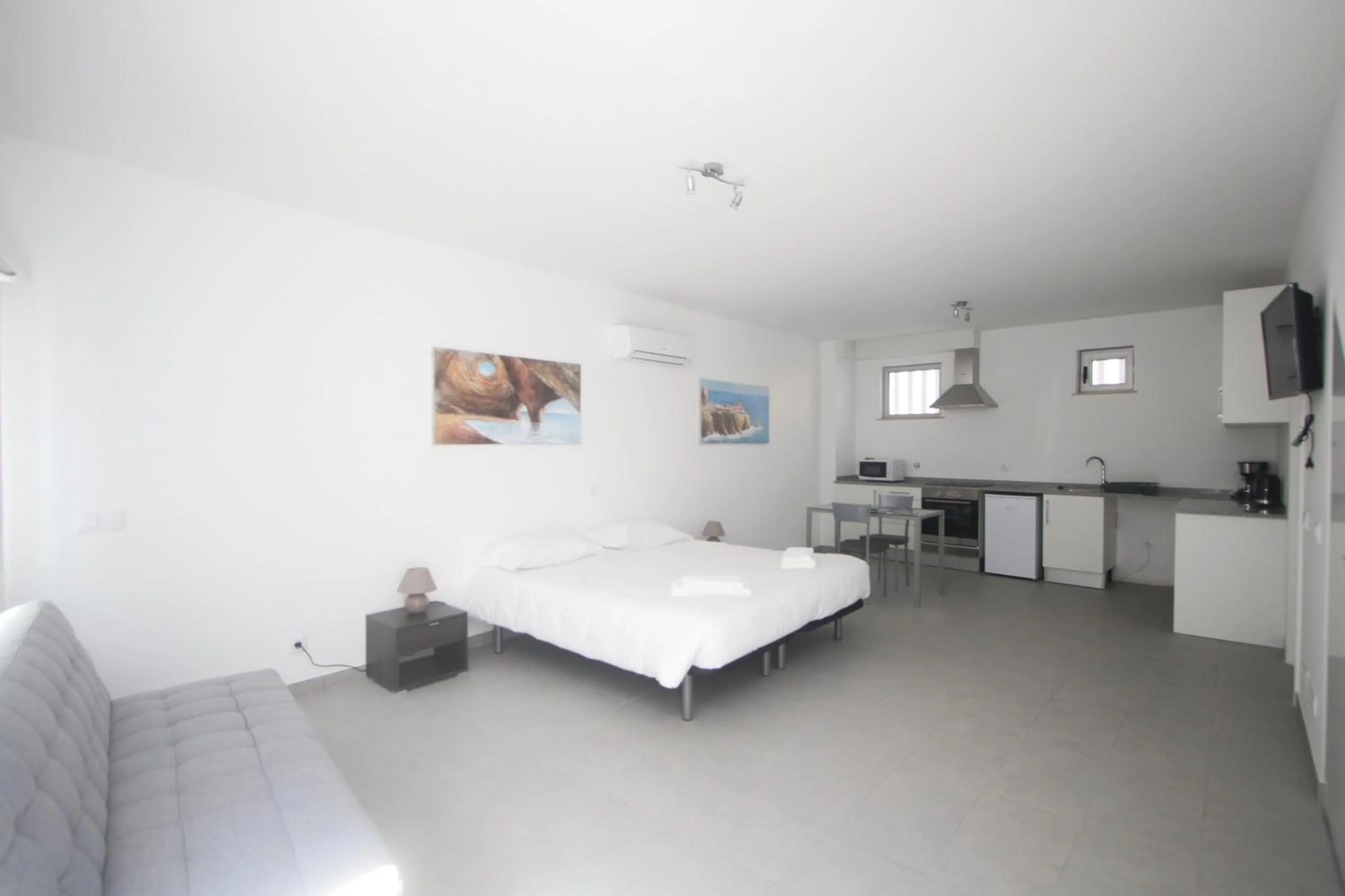 Bedroom, Bed in Guest House Lovely Swan