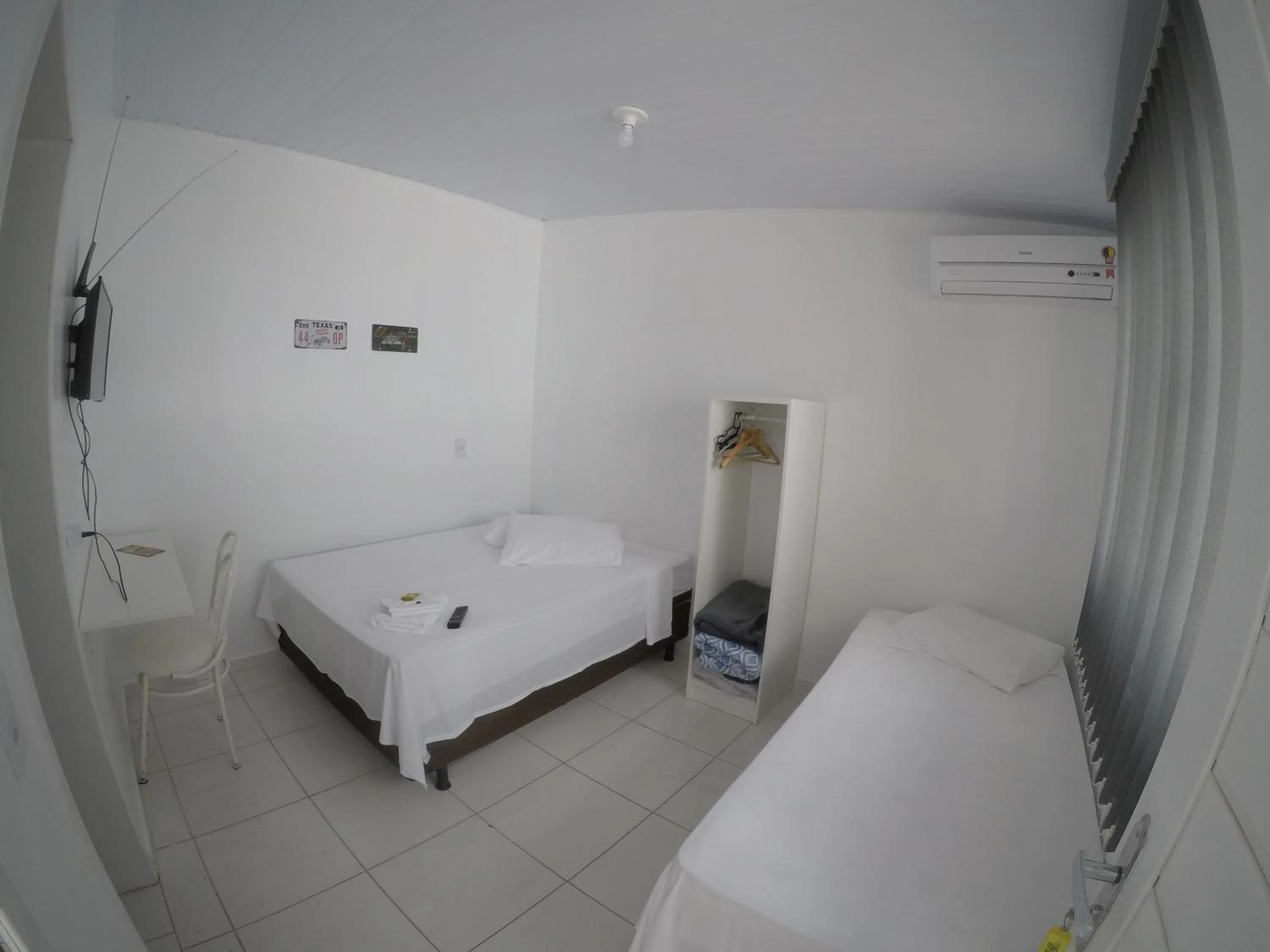 Photo of the whole room, Bed in Hotel Rota Dos Tropeiros