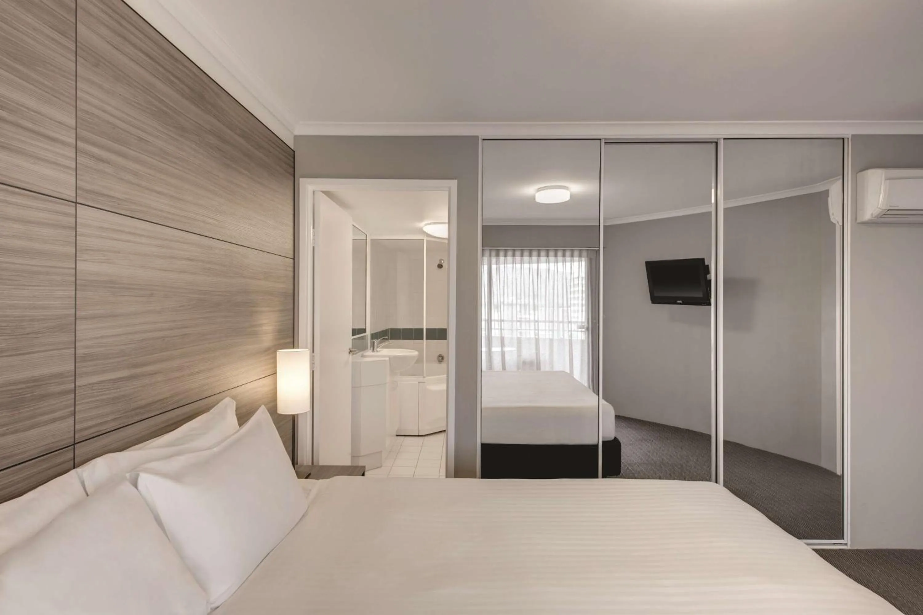 Bedroom, Bed in Adina Serviced Apartments Canberra James Court