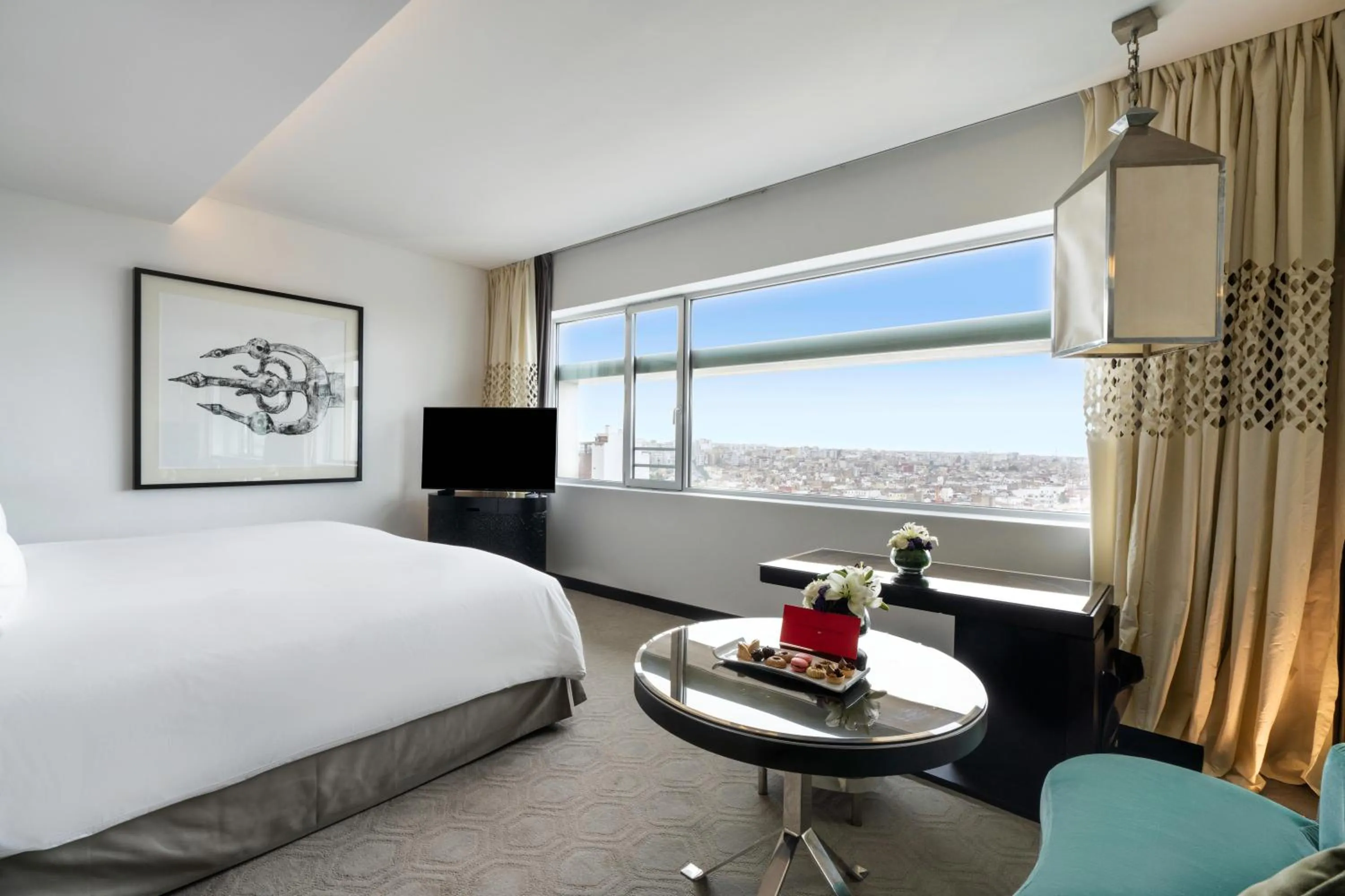 Sea view, Bed in Sofitel Casablanca Tour Blanche