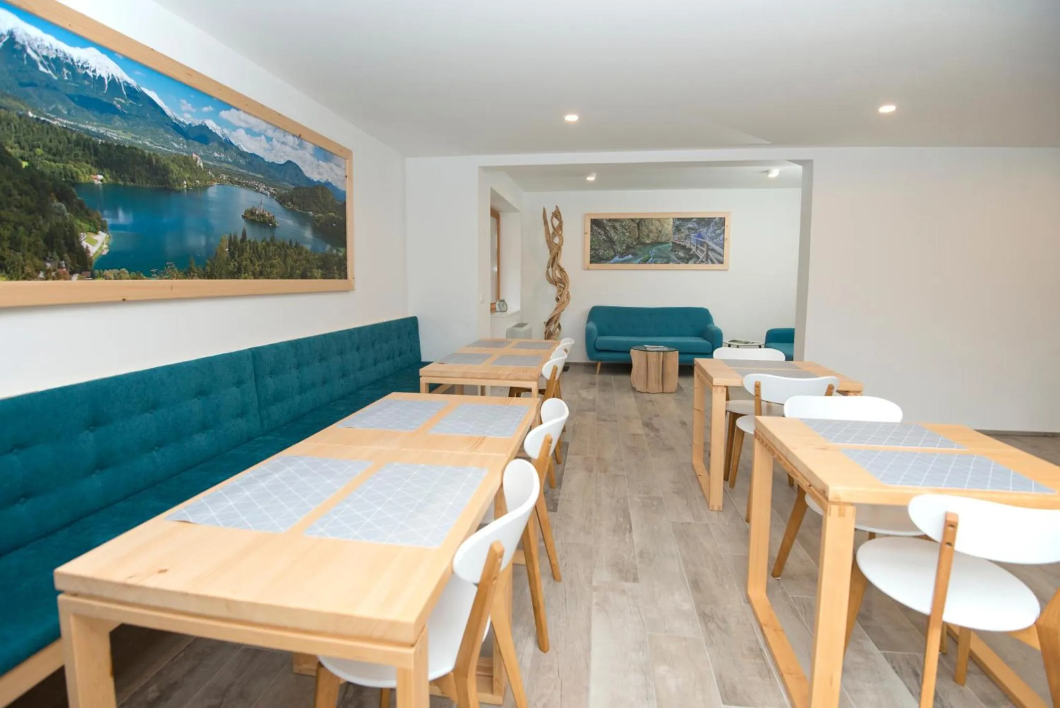 Communal lounge/ TV room in Vila Alpina