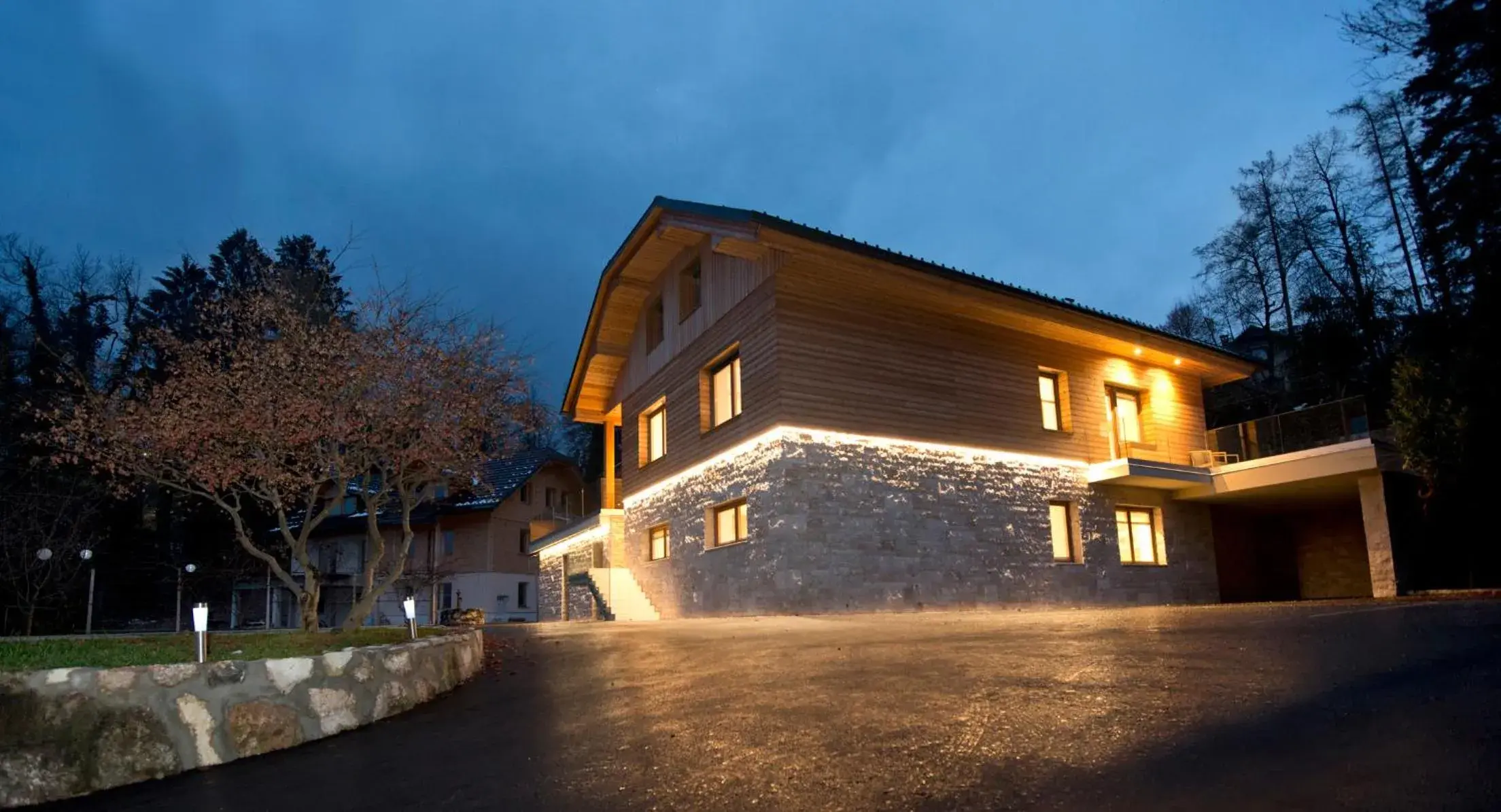 Property building in Vila Alpina Property building in Vila Alpina