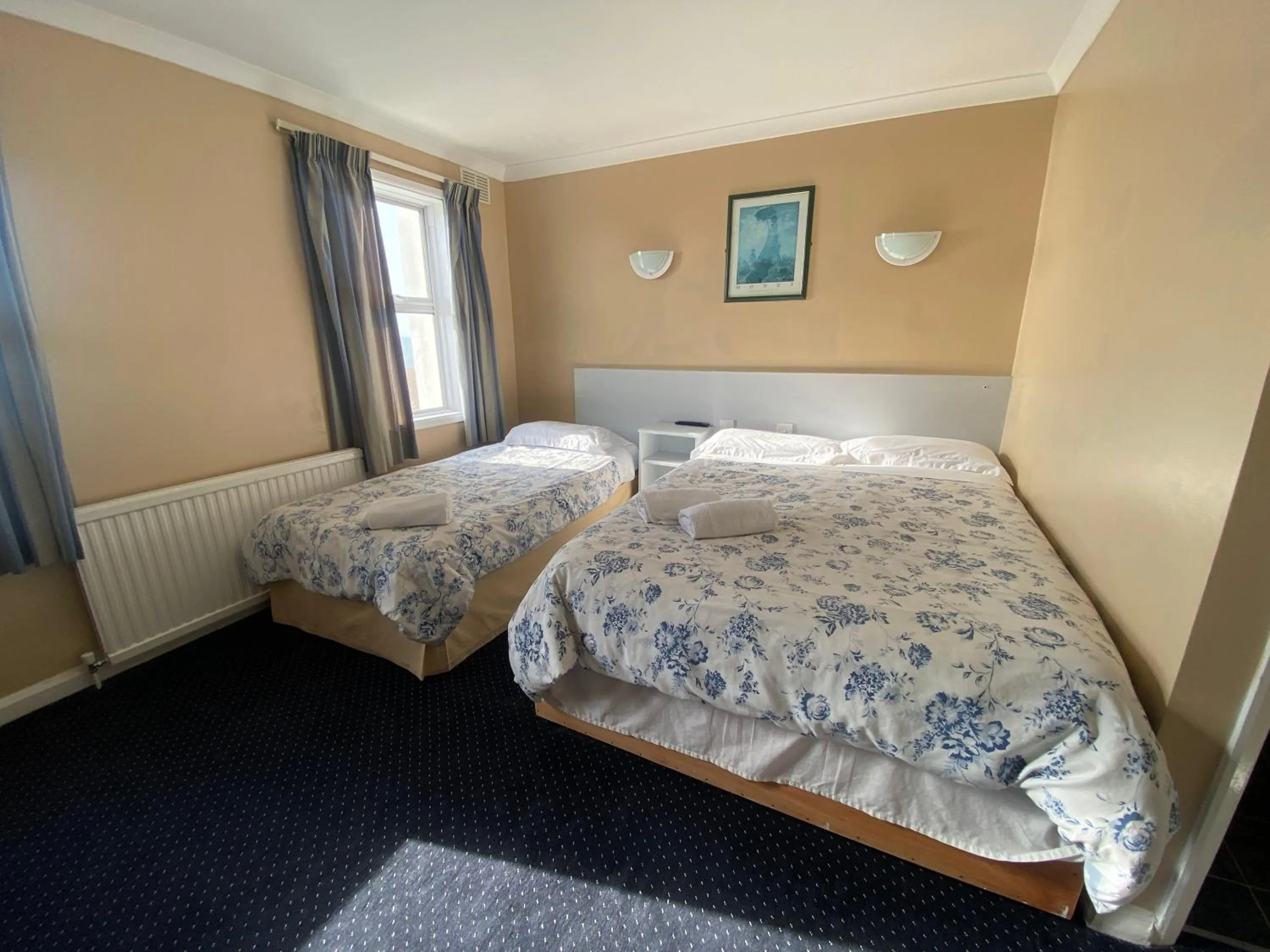 Bedroom, Bed in OYO Gran Canaria Hotel