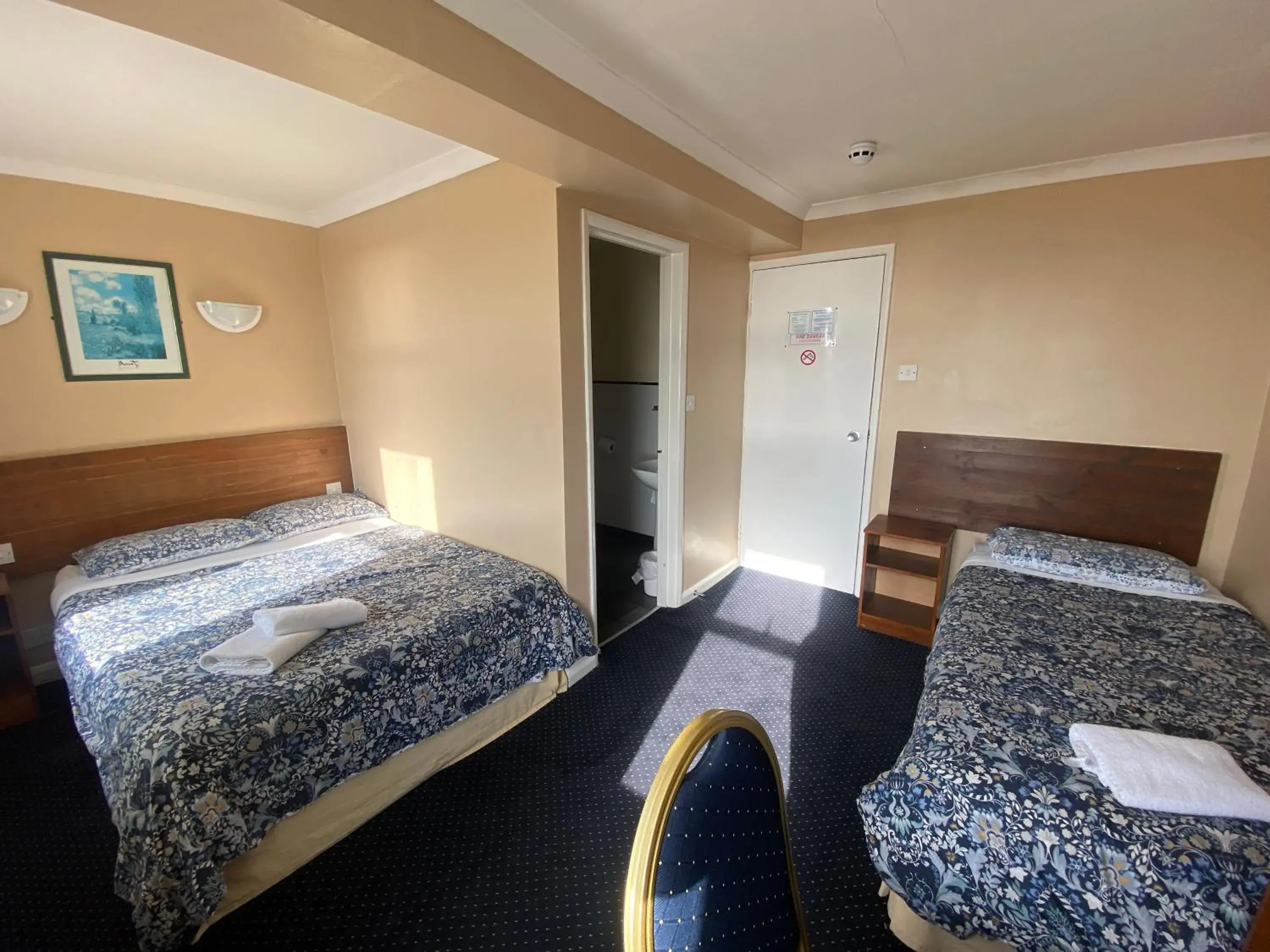 Bedroom, Bed in OYO Gran Canaria Hotel Bedroom, Bed in OYO Gran Canaria Hotel