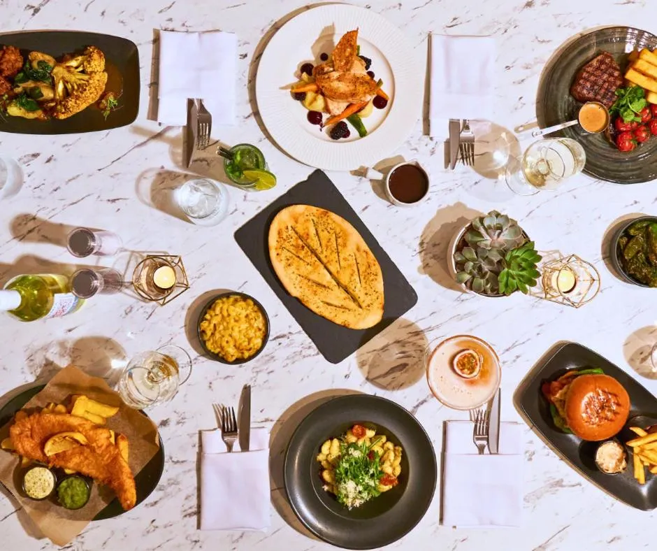 Food and drinks in Shaw Hill Hotel Golf And Country Club