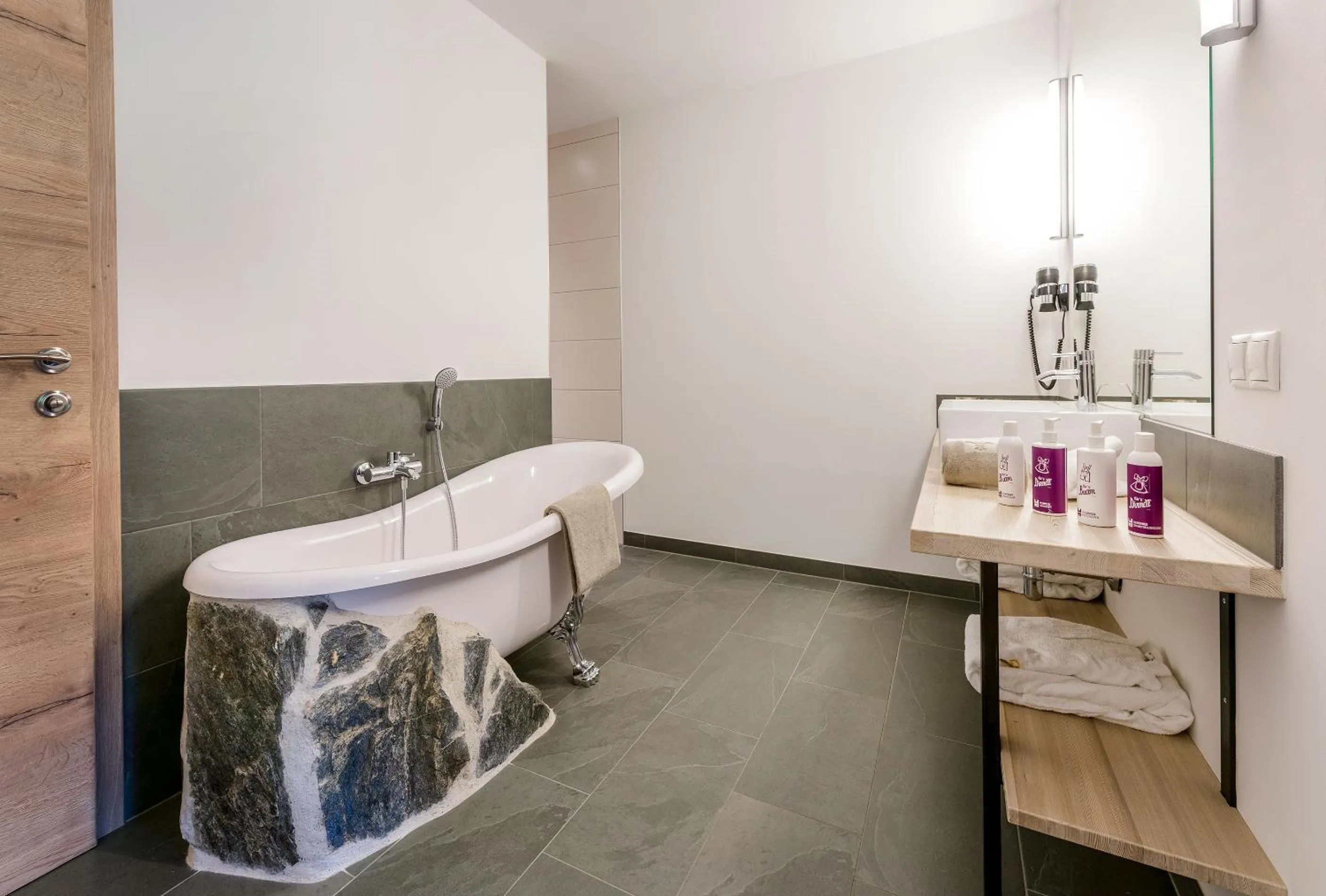 Bathroom in almlust - hotel, apartments, chalets