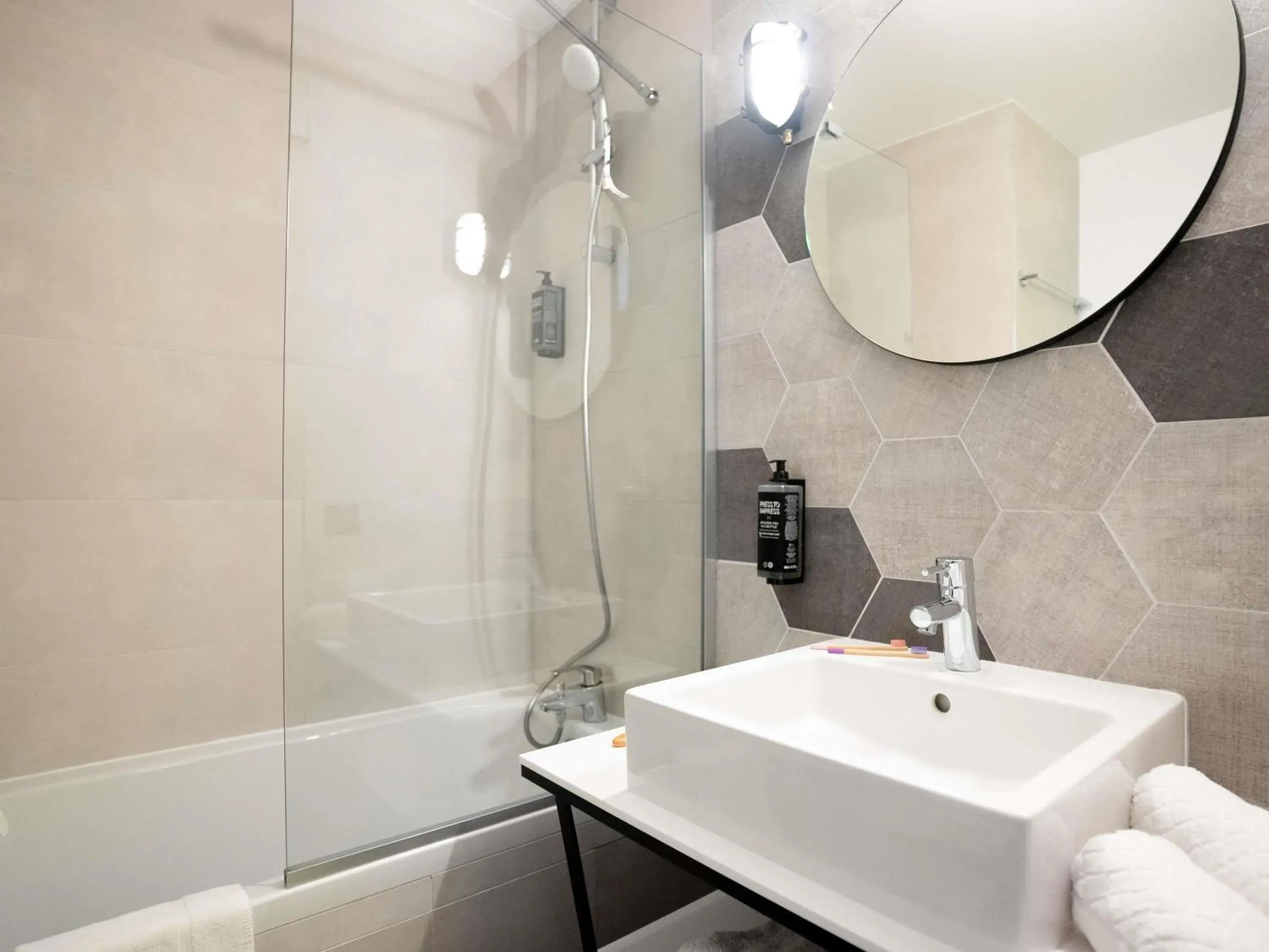 Bedroom in ibis Styles Strasbourg Nord Palais des Congrès Bedroom in ibis Styles Strasbourg Nord Palais des Congrès