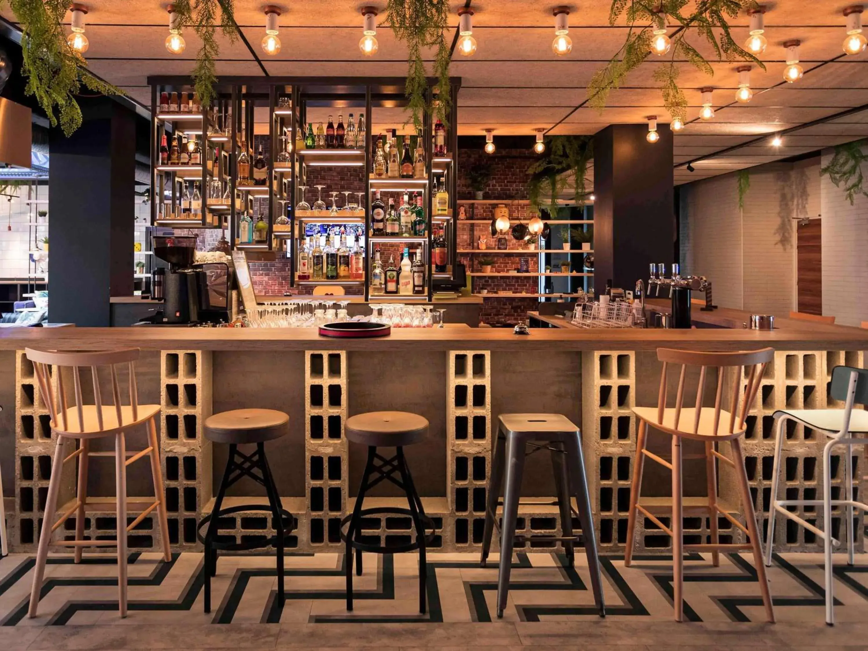 Lounge or bar in ibis Styles Strasbourg Nord Palais des Congrès Lounge or bar in ibis Styles Strasbourg Nord Palais des Congrès