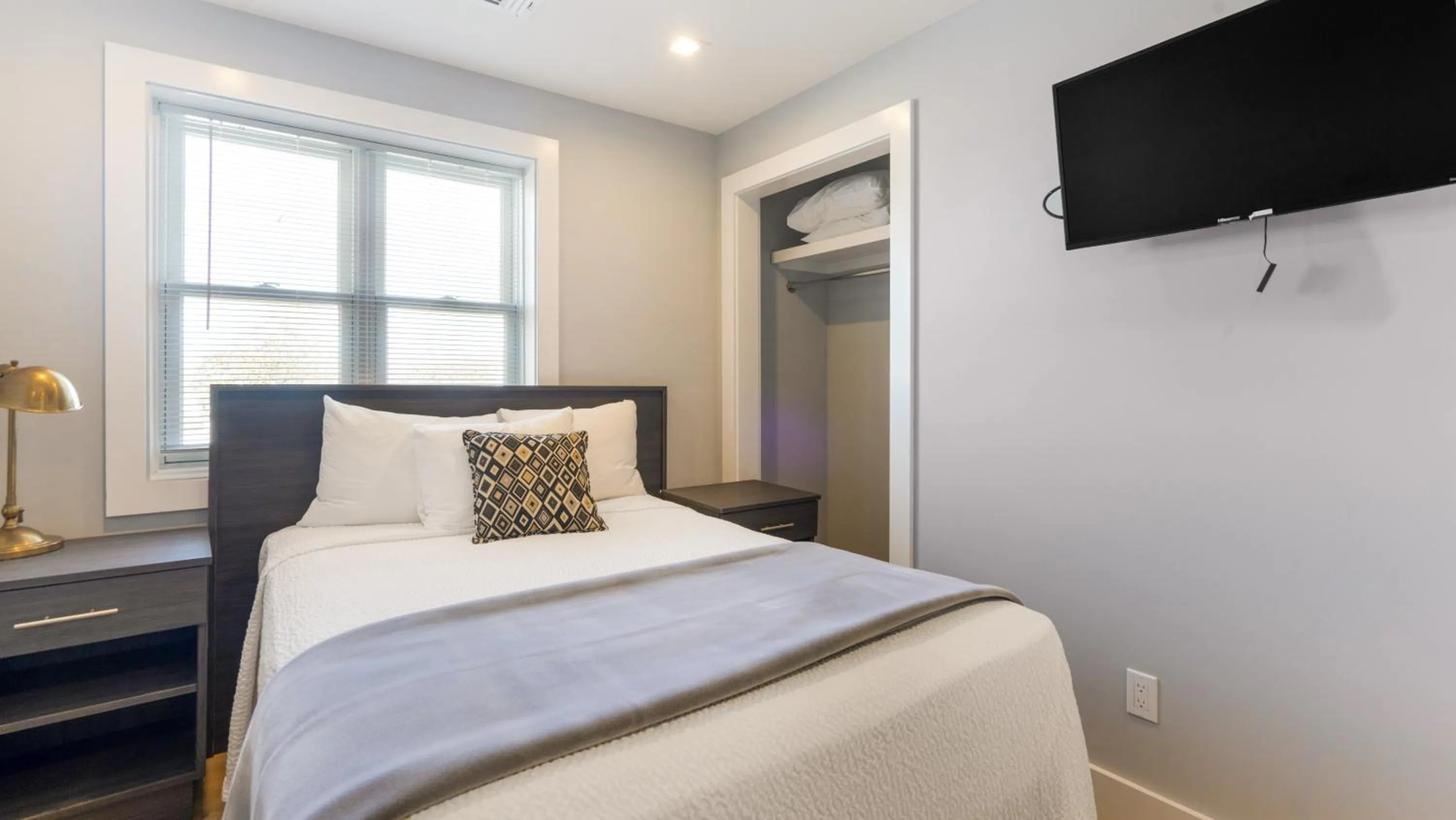 A Wave Inn - Montauk