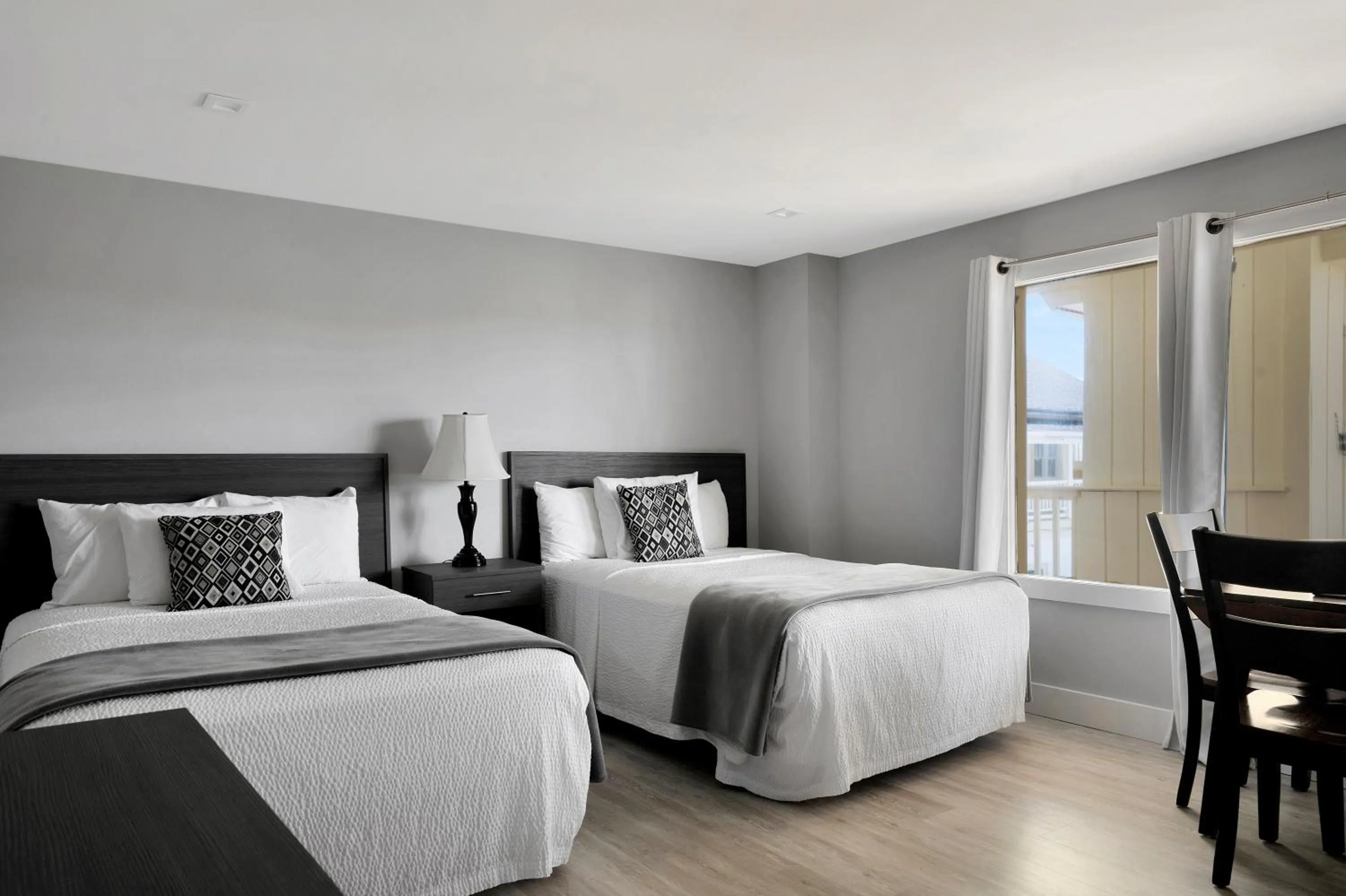 A Wave Inn - Montauk