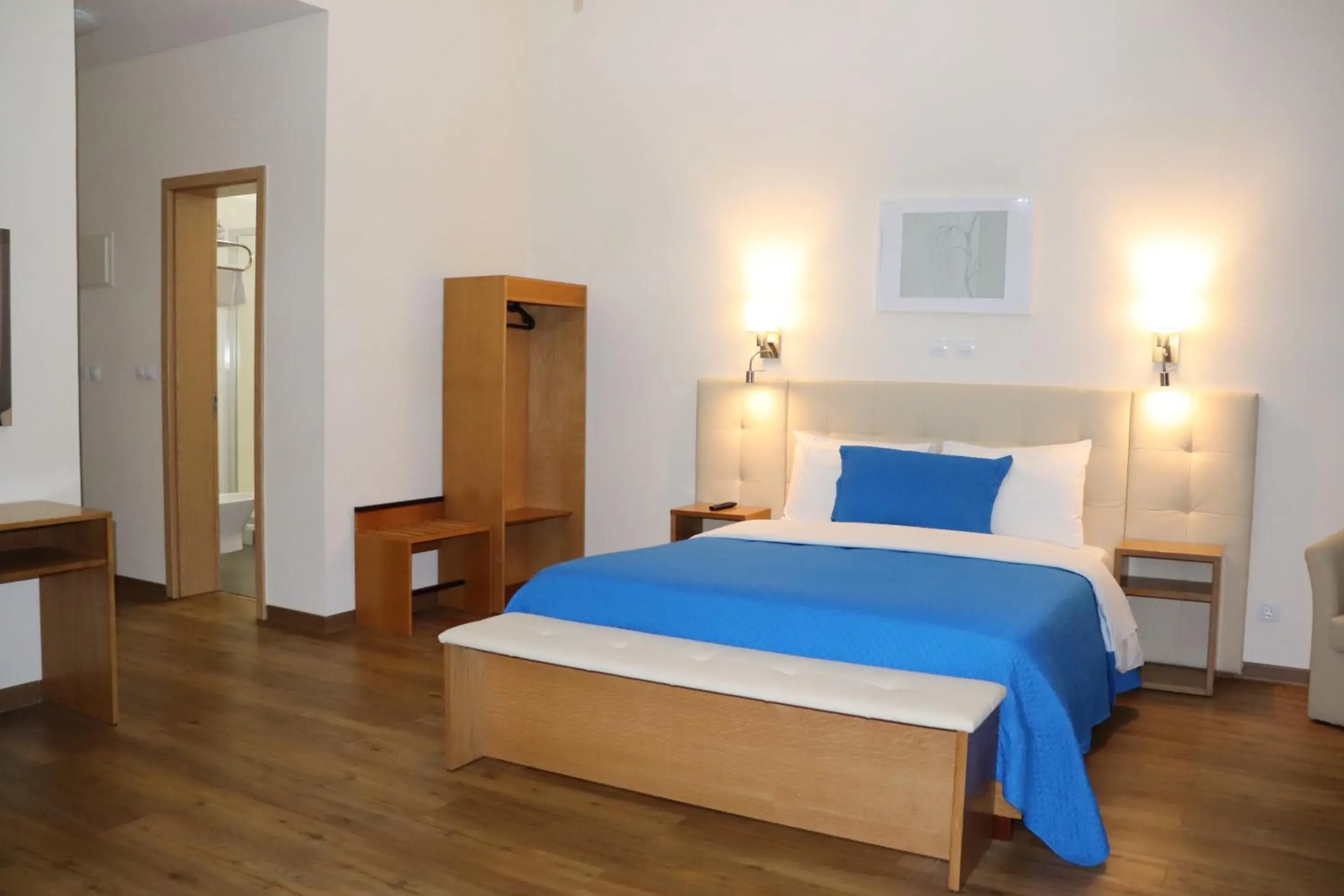 Photo of the whole room, Bed in Hotel Belém Tejo - Setubalense Photo of the whole room, Bed in Hotel Belém Tejo - Setubalense