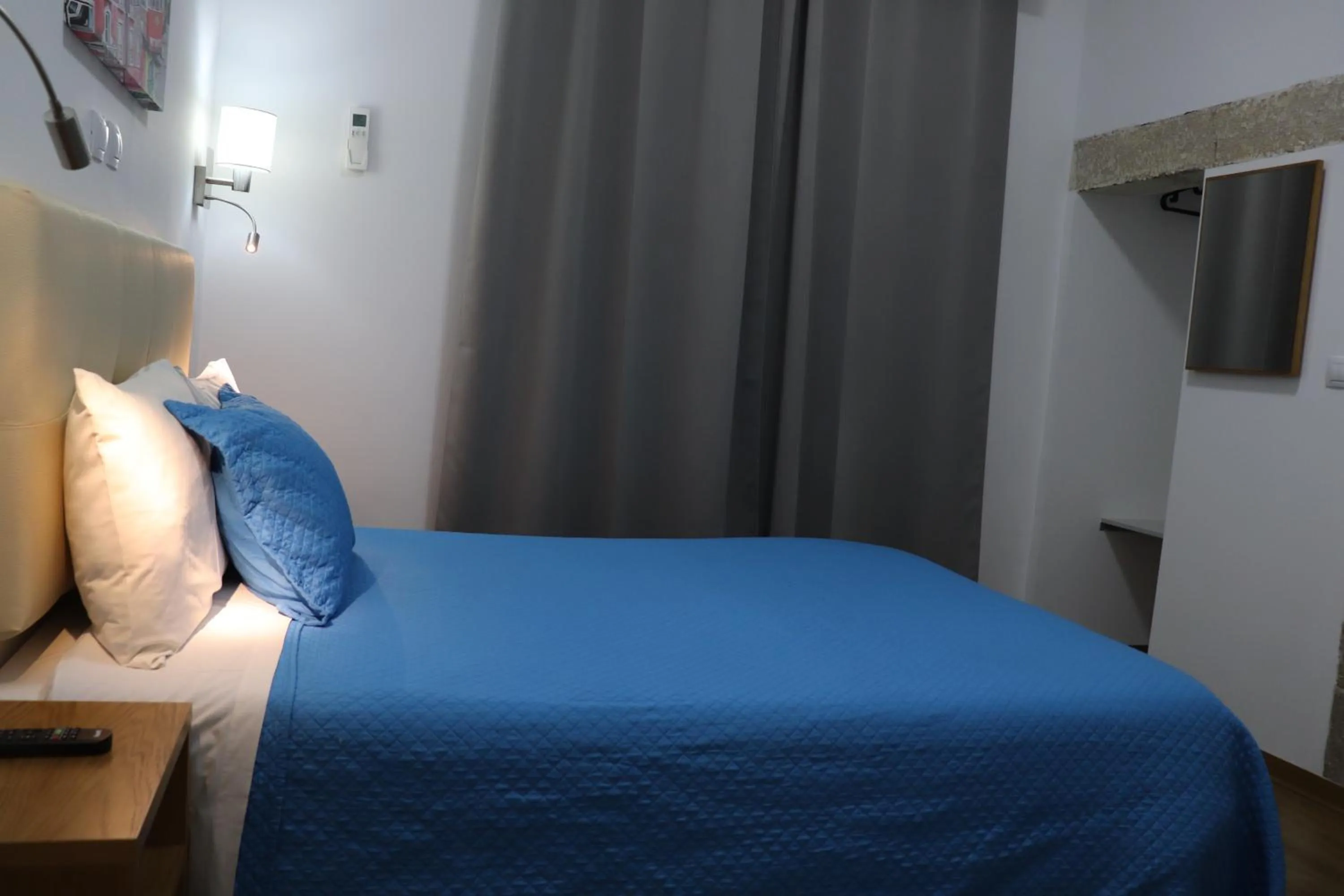 Photo of the whole room, Bed in Hotel Belém Tejo - Setubalense