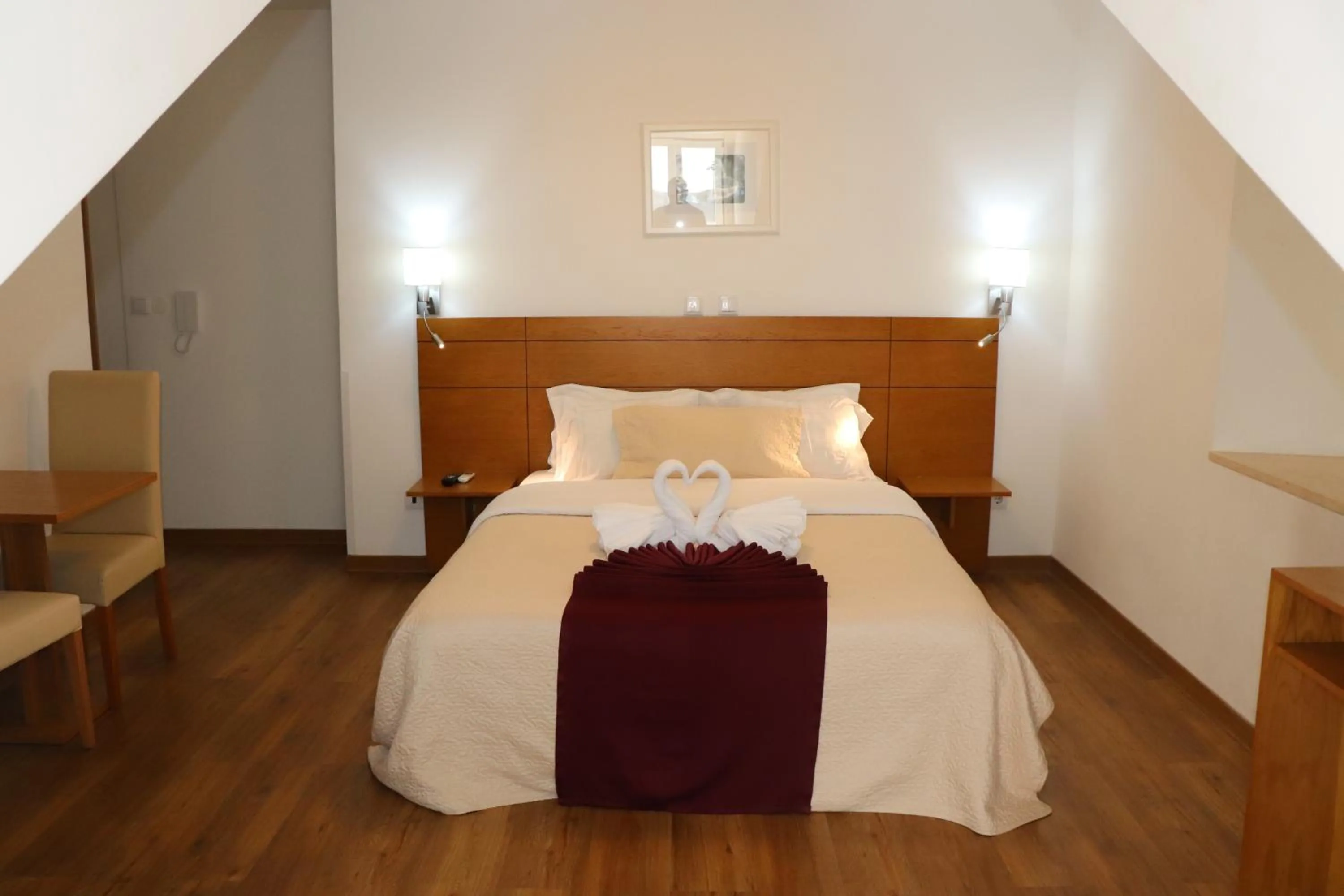 Photo of the whole room, Bed in Hotel Belém Tejo - Setubalense