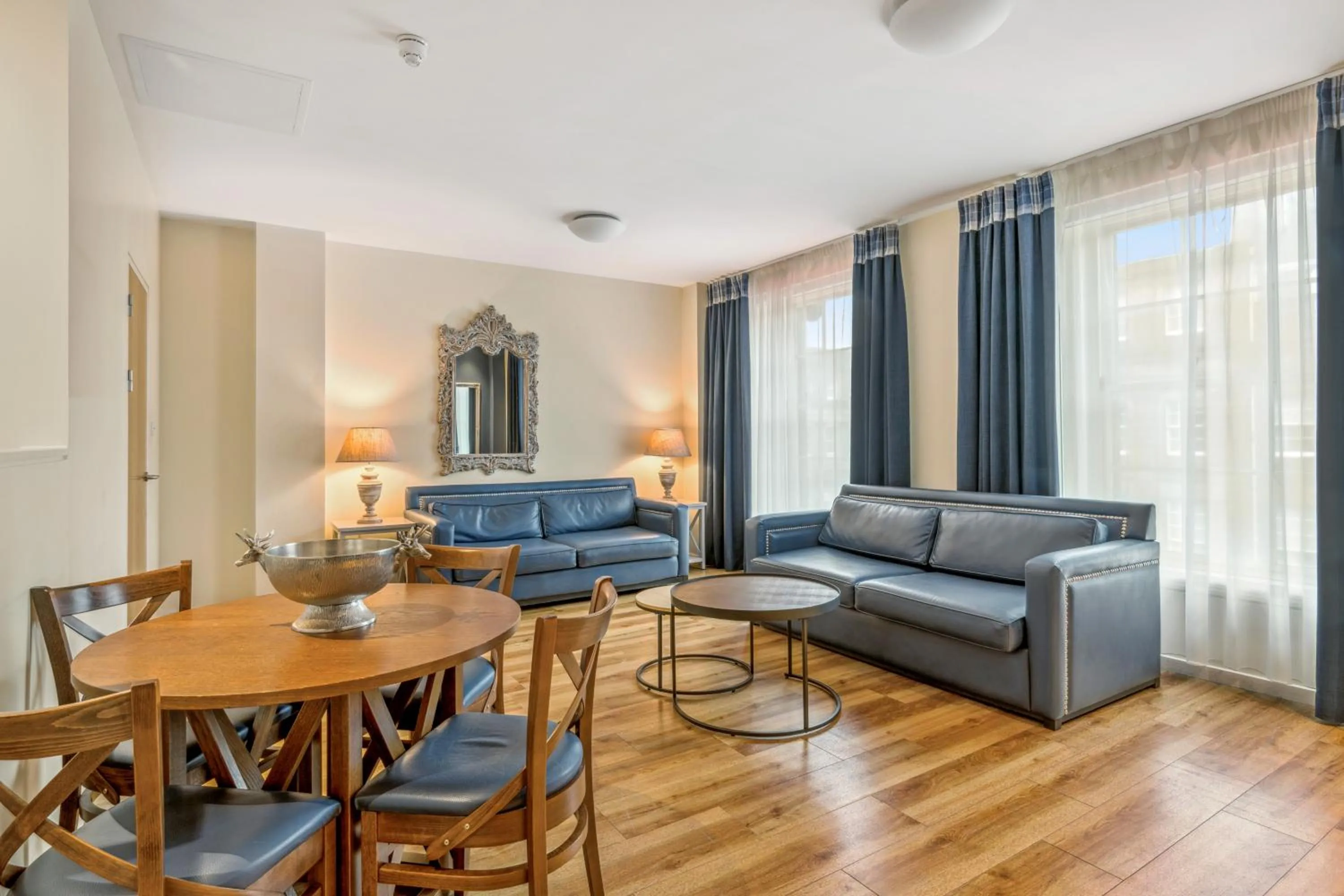 Living room in Princes Street Suites