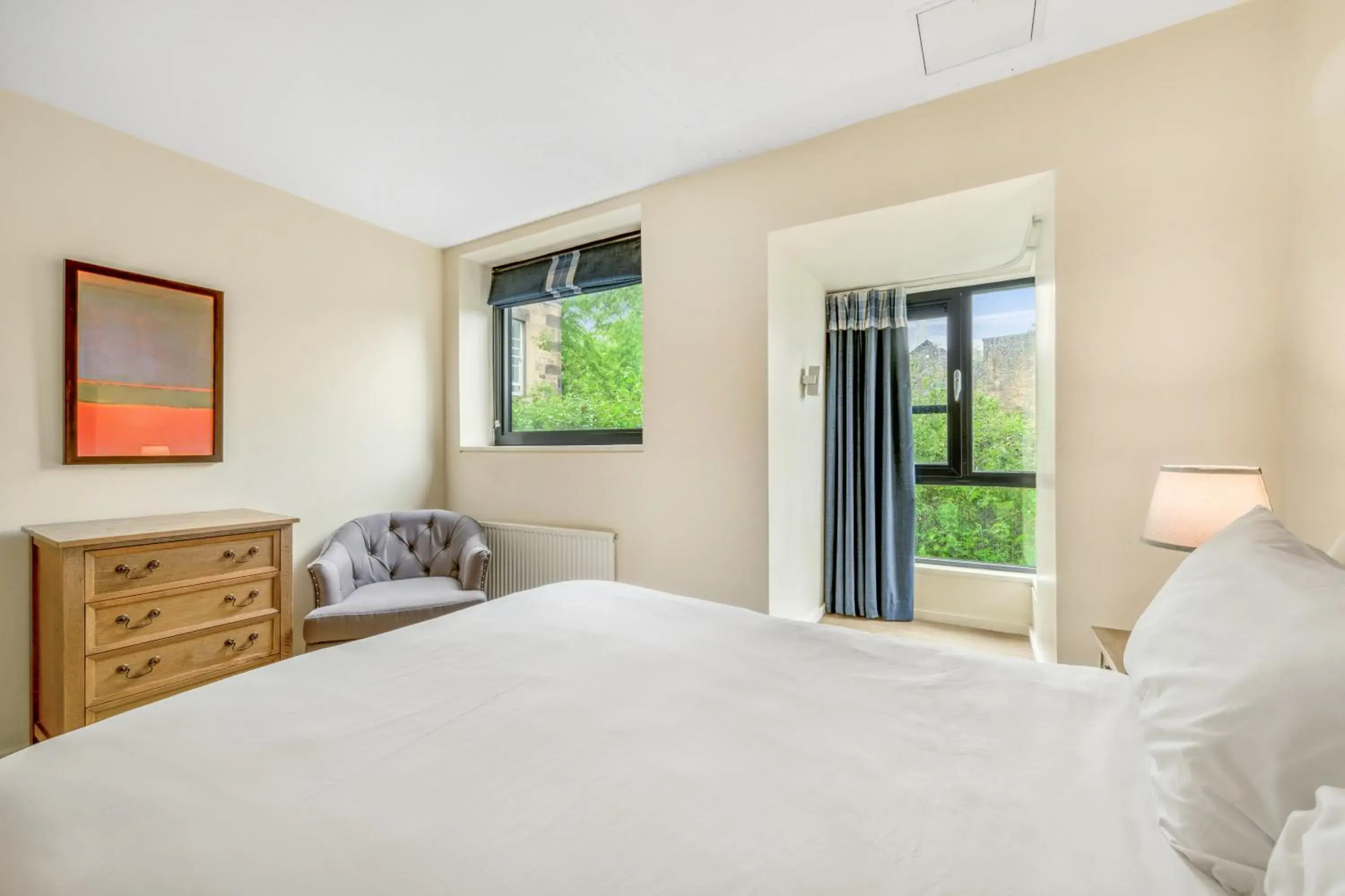 Bed in Princes Street Suites Bed in Princes Street Suites