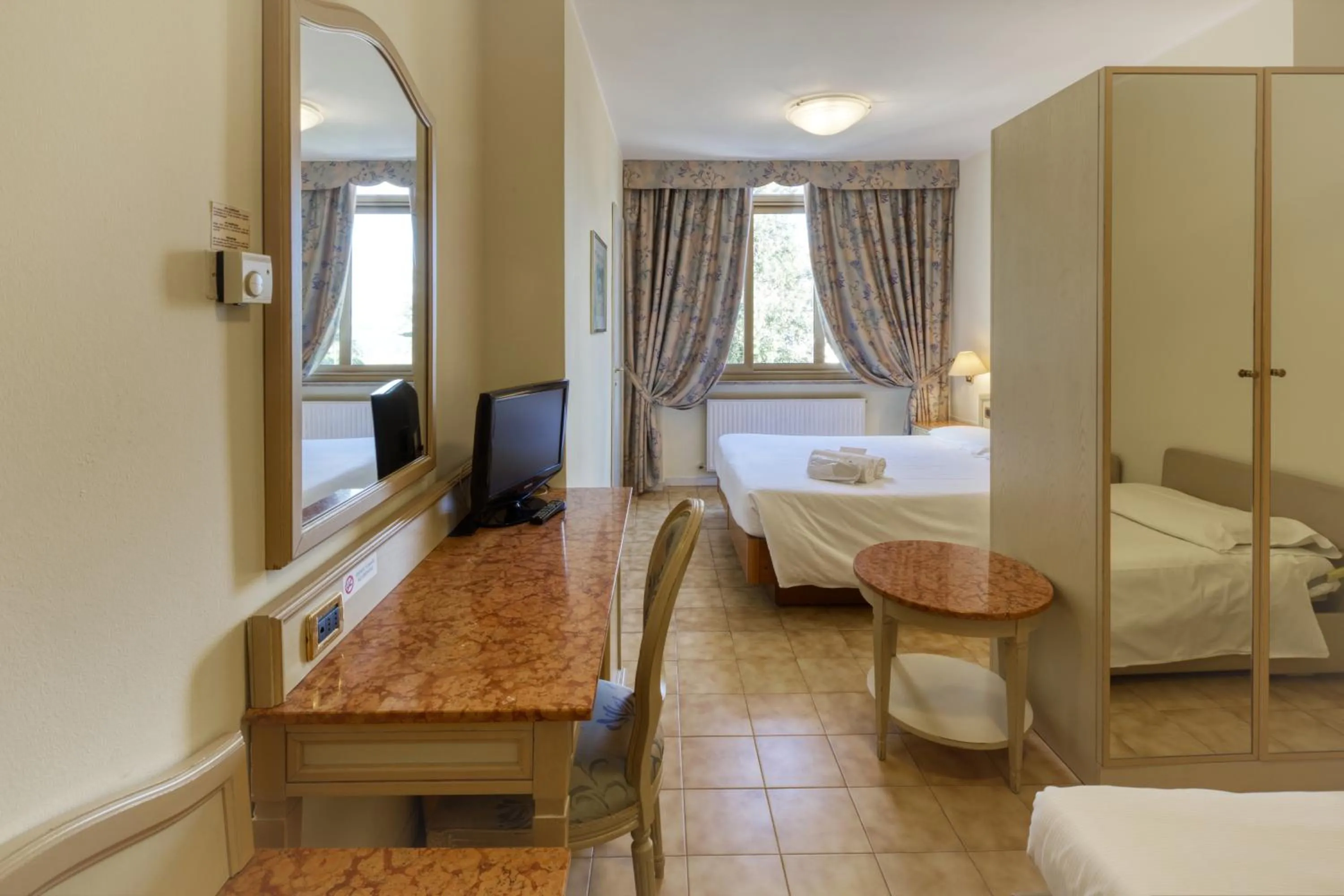 Bedroom, Bed in Ena Hotel