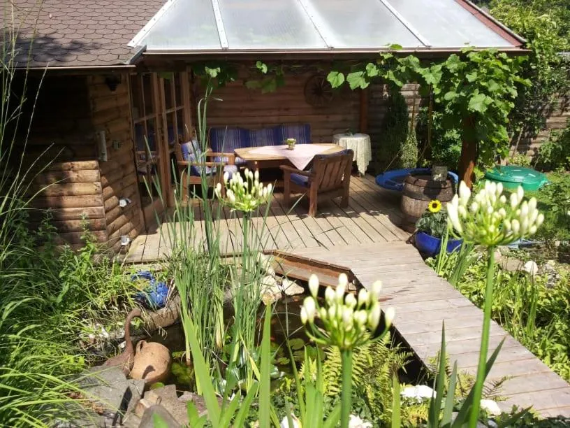 Garden in Gästezimmer Am Hüstert