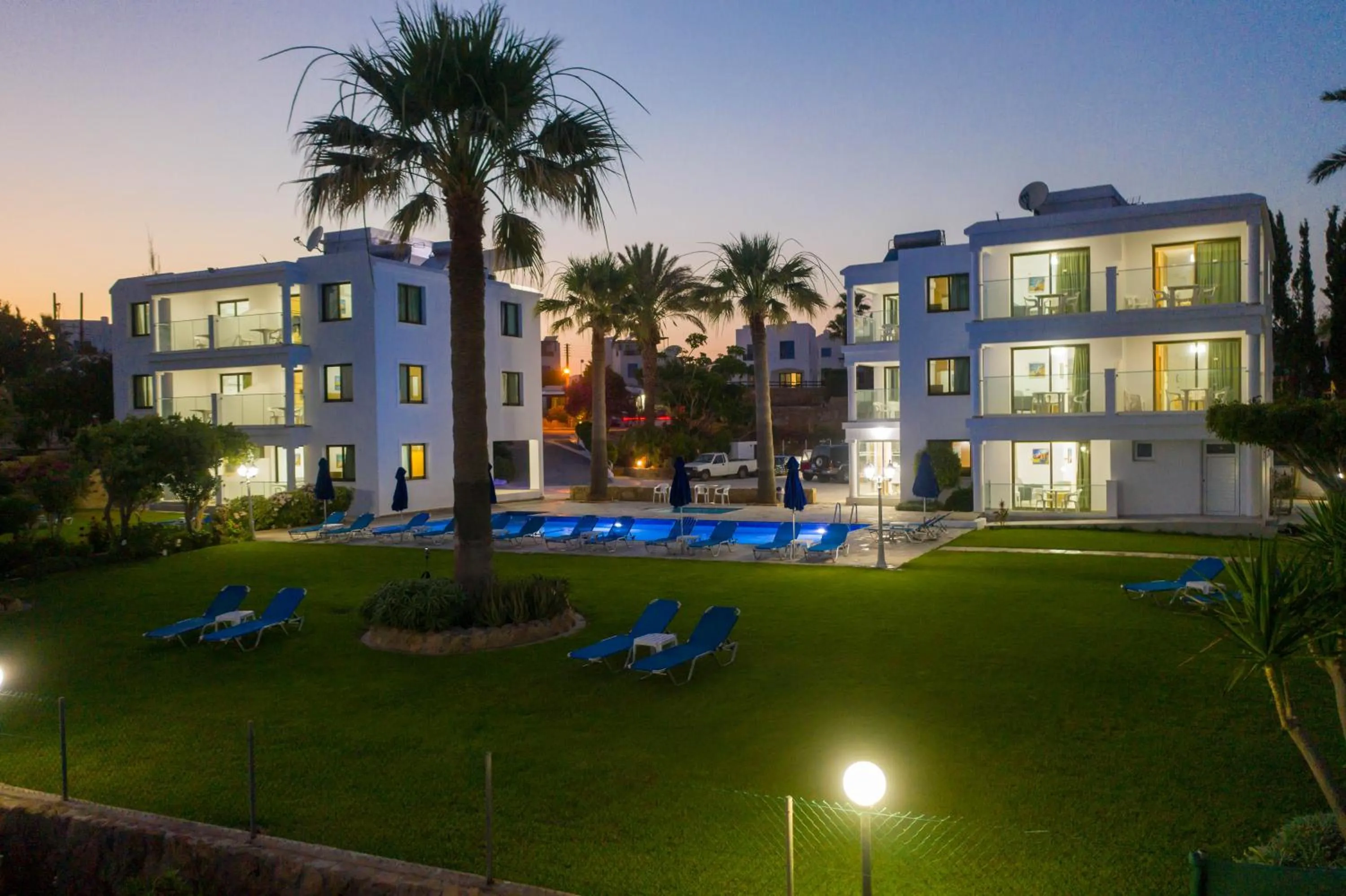 Rododafni Beach Apartments