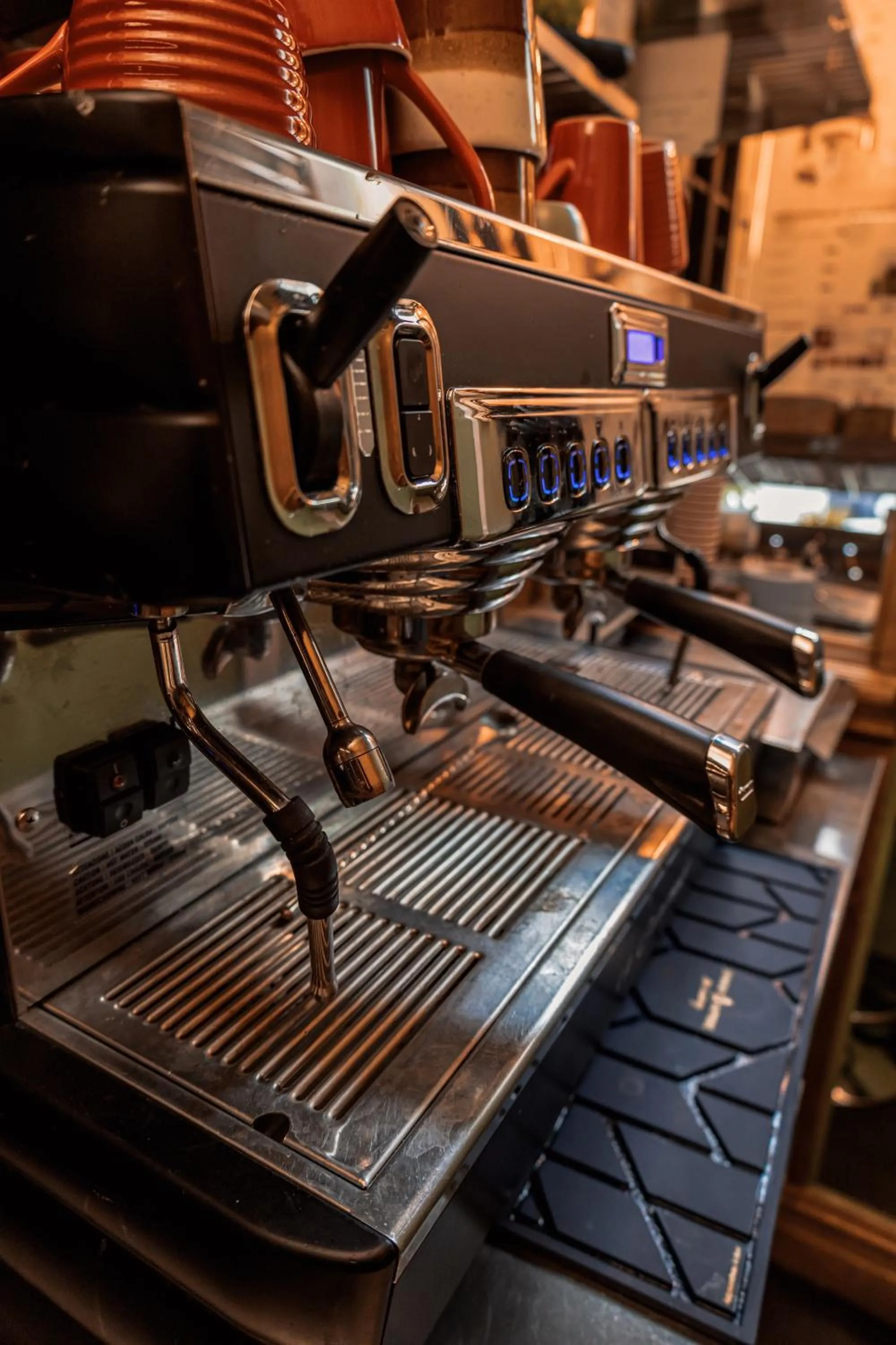 London Visitors Hotel