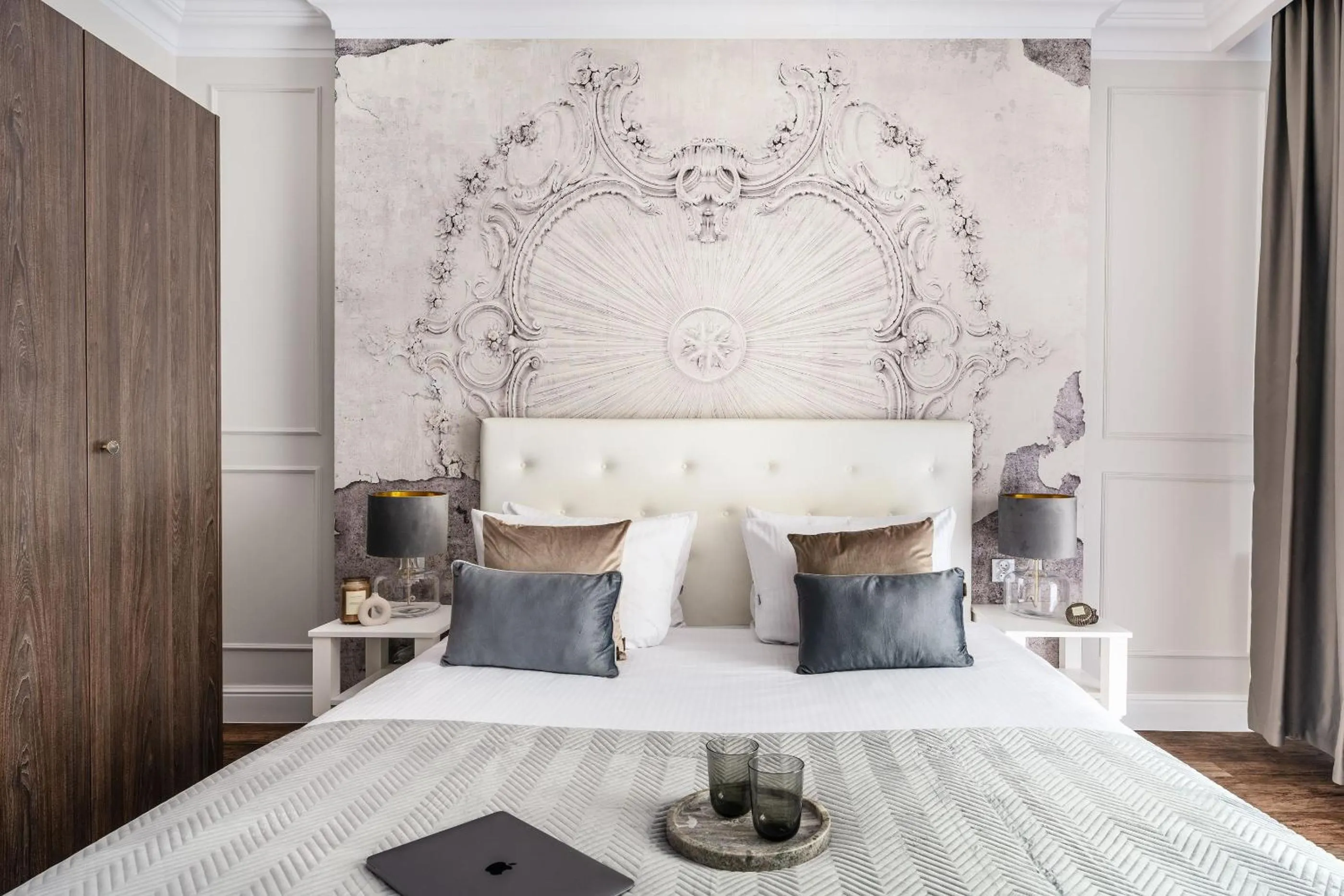 Bed in District17 - LoftAffair Collection