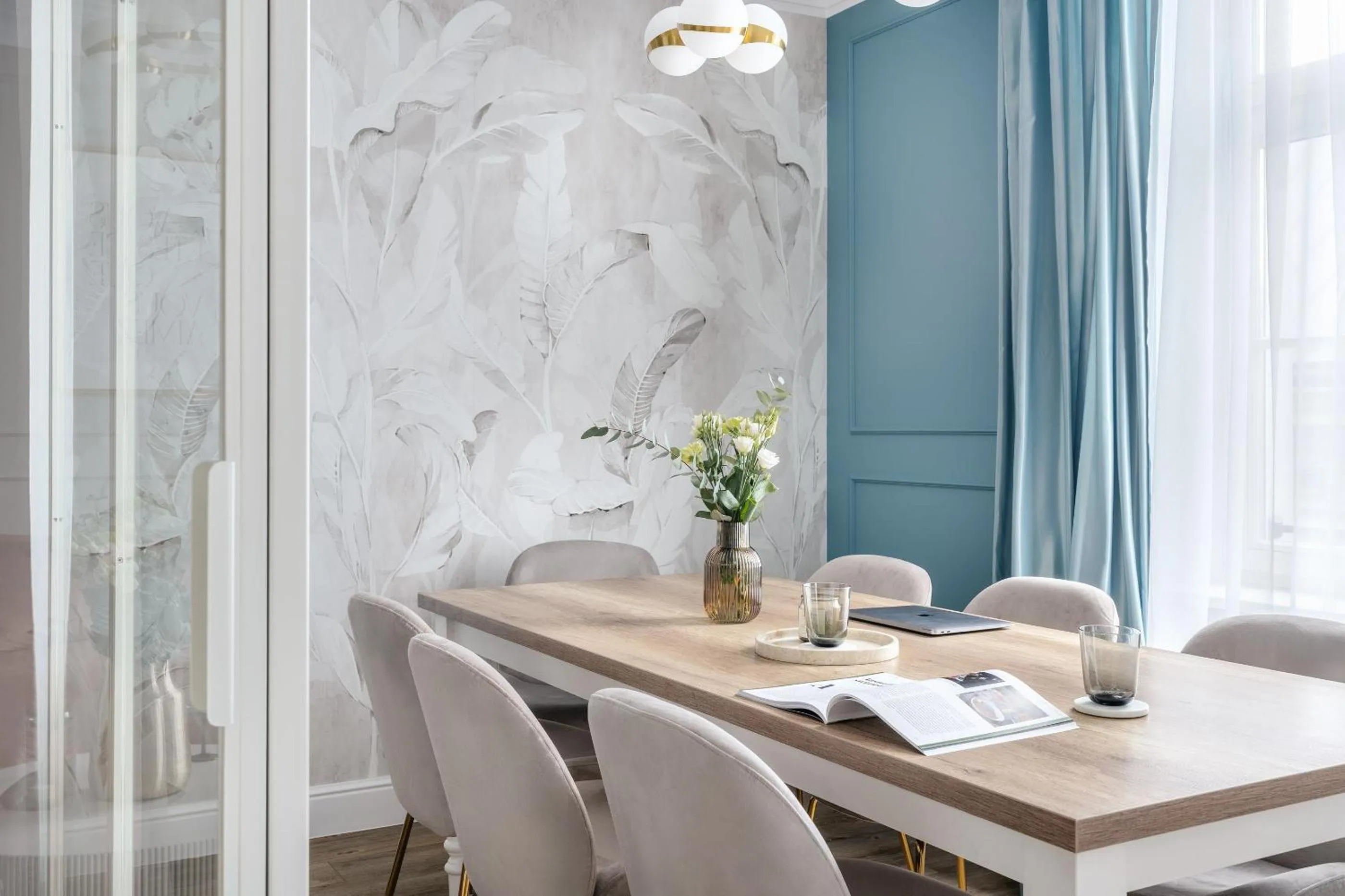 Seating area in District17 - LoftAffair Collection