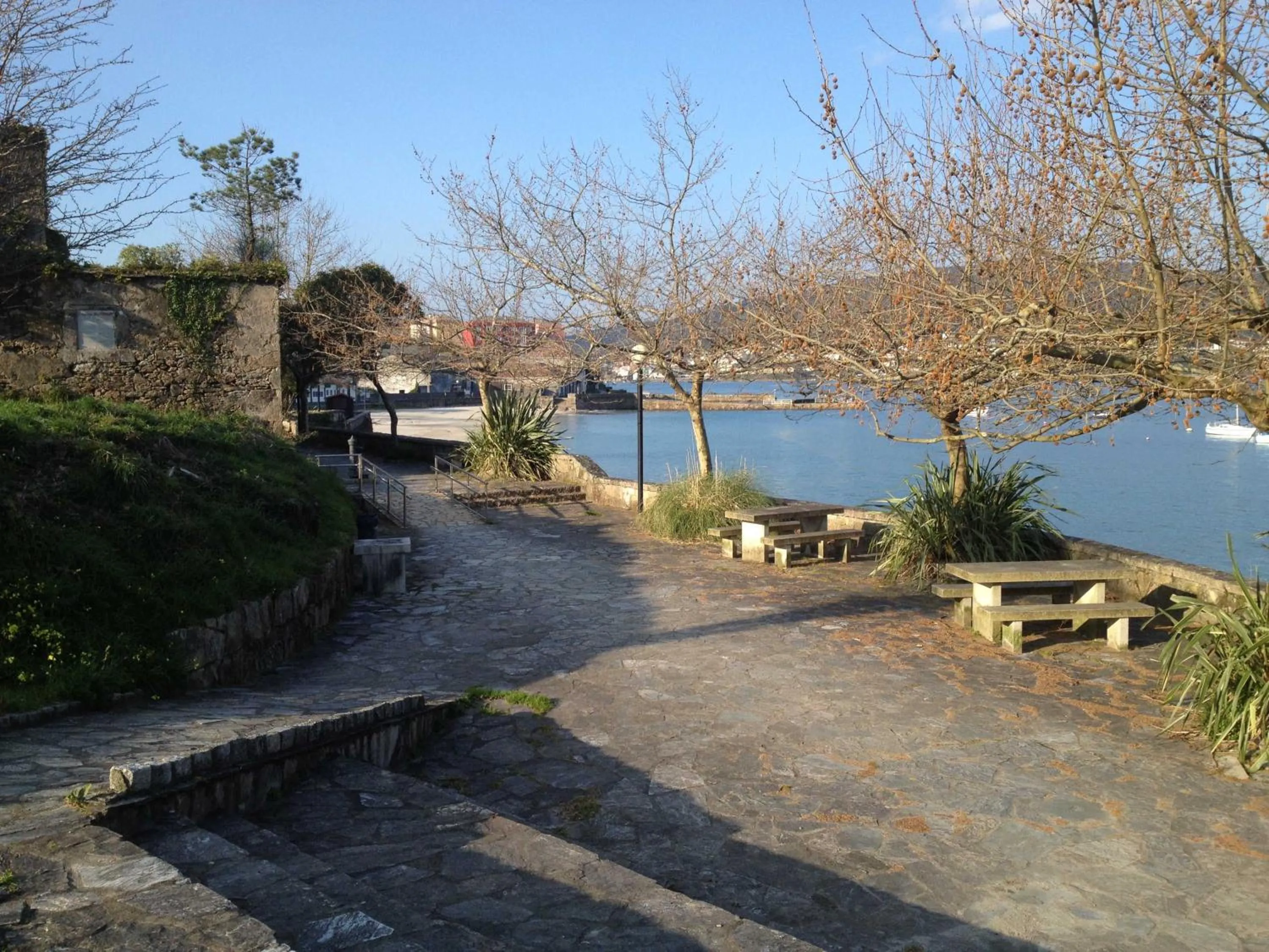 Beach in Apartamentos VIDA Corcubión