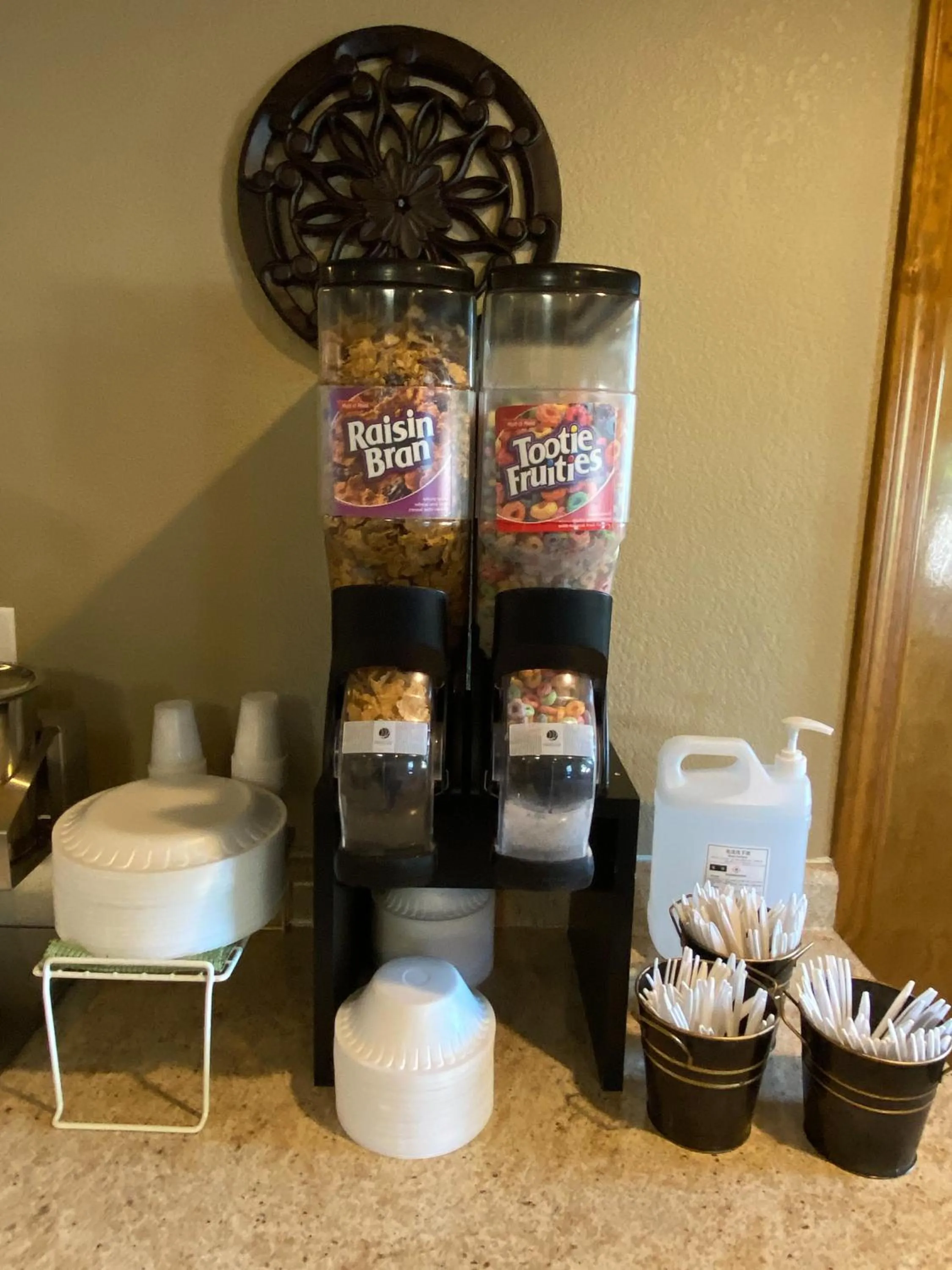 Breakfast in Green Gables Inn