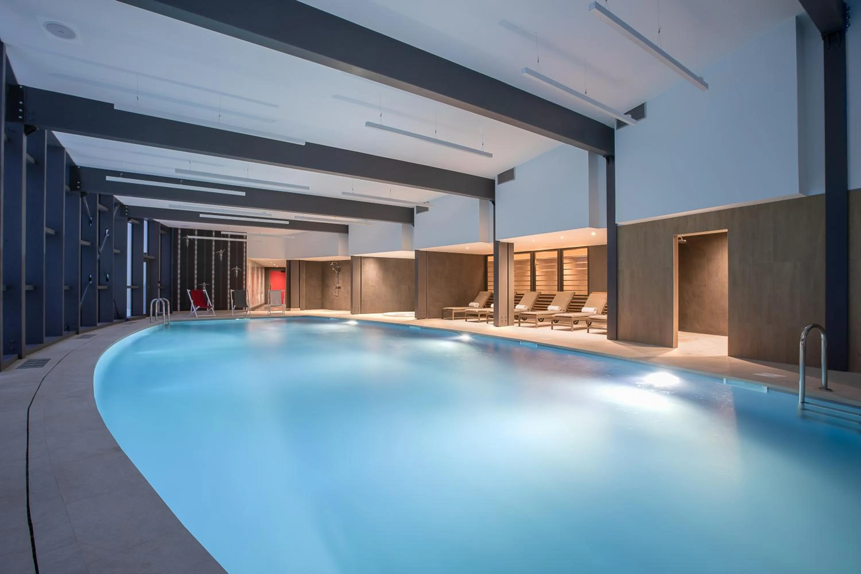 Swimming pool in Altezza - Arc 1800 Hotel & Spa - ex Mercure