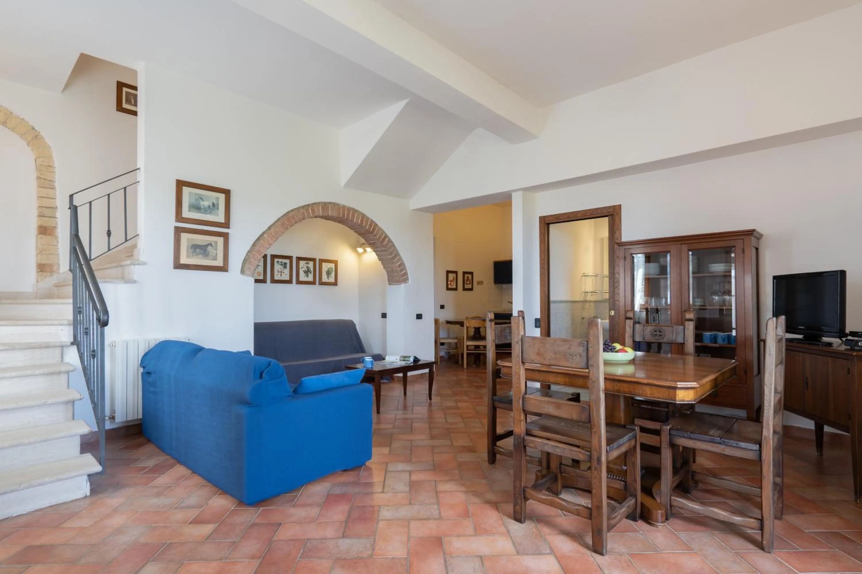 Dining area in Le Rocche Di Valiano
