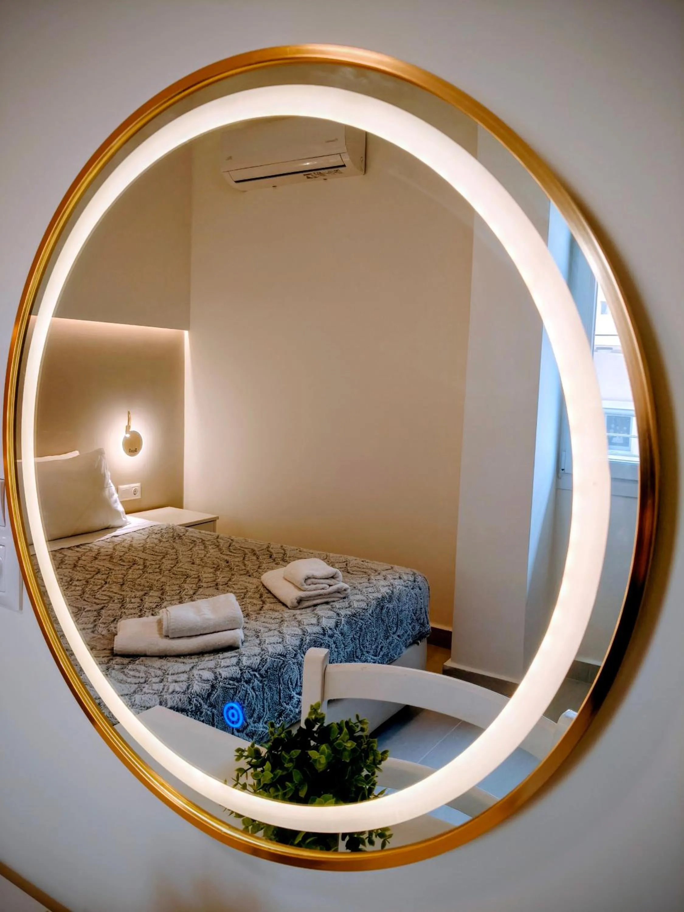 Eva Ivoni apartments