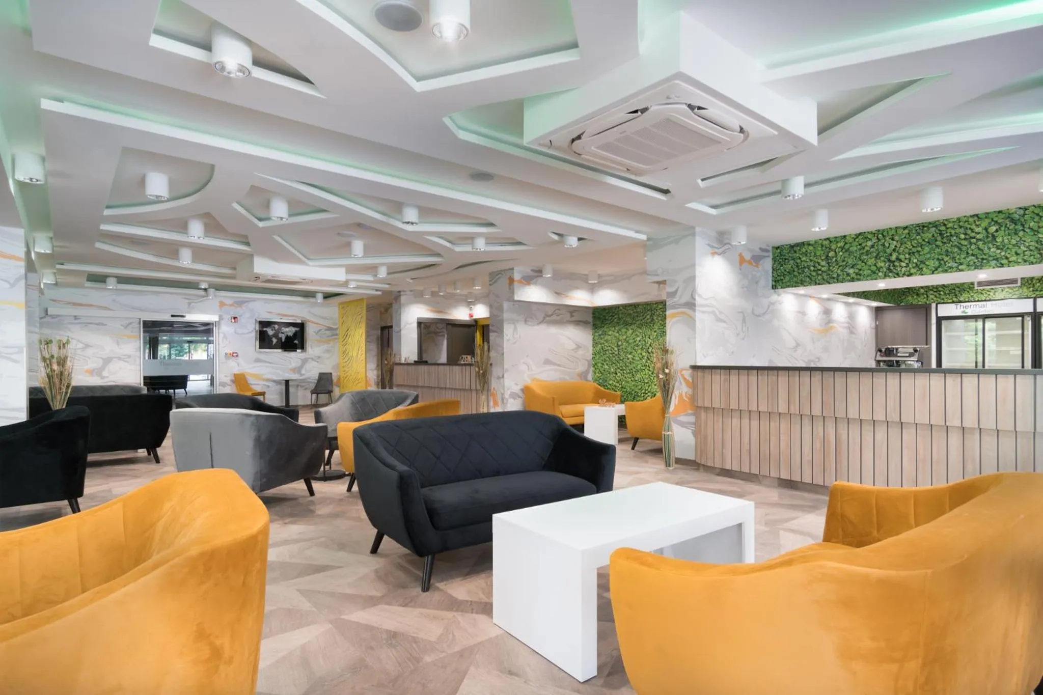 TV and multimedia in Thermal Hotel Garden