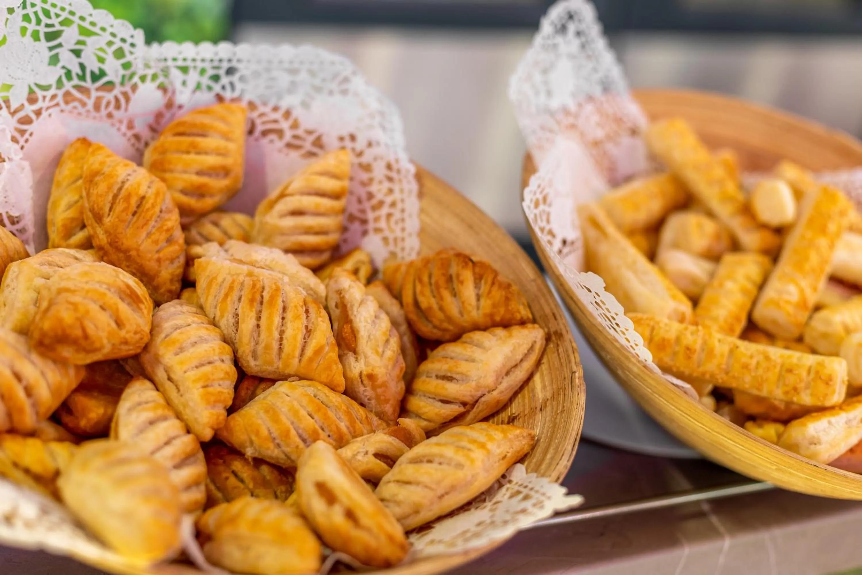 Restaurant/places to eat in Thermal Hotel Garden