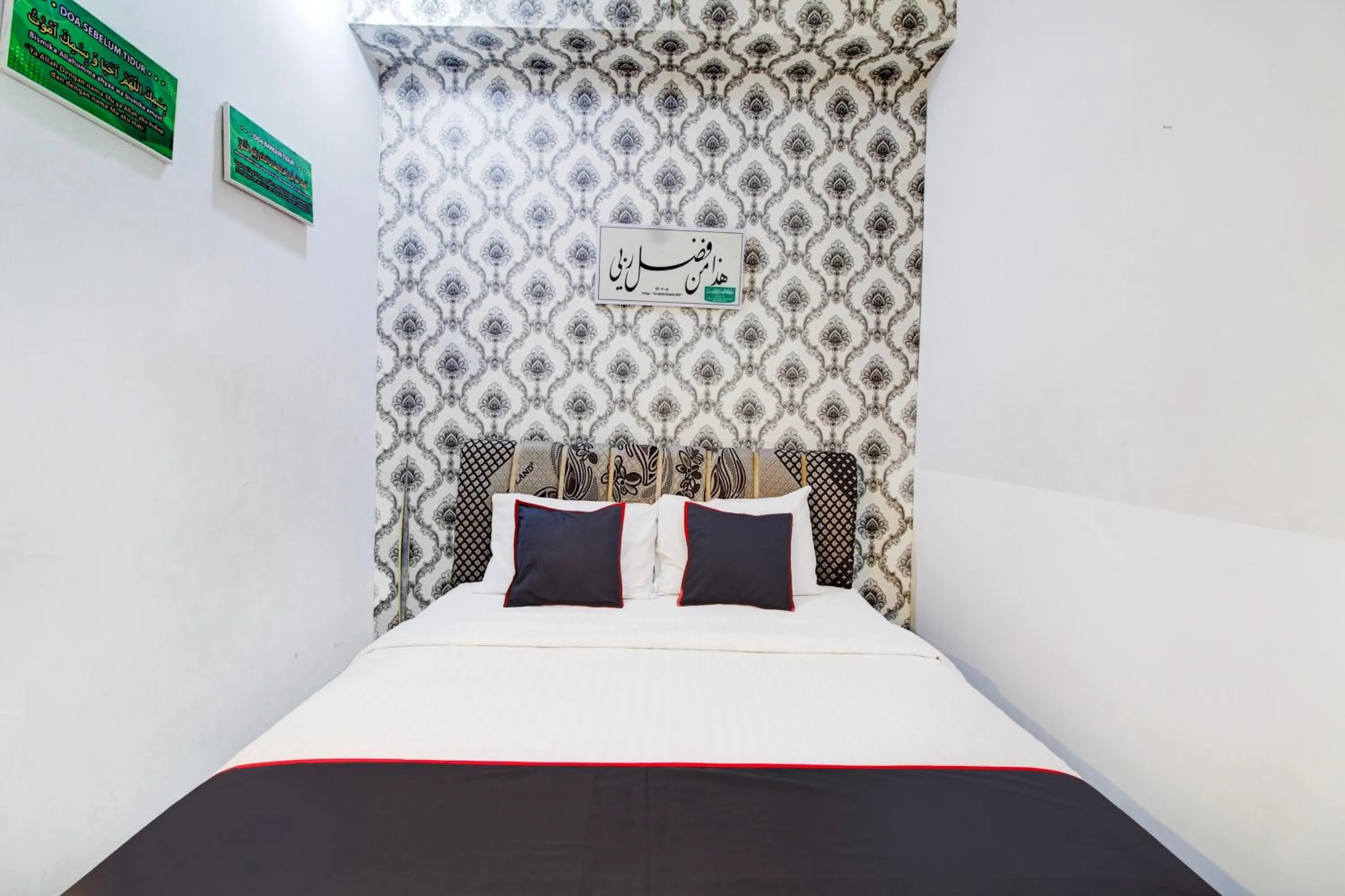 Bedroom, Bed in Hotel O Jalan Jenderal Sudirman Near Imam Bonjol Square Formerly Nelvi Guest House