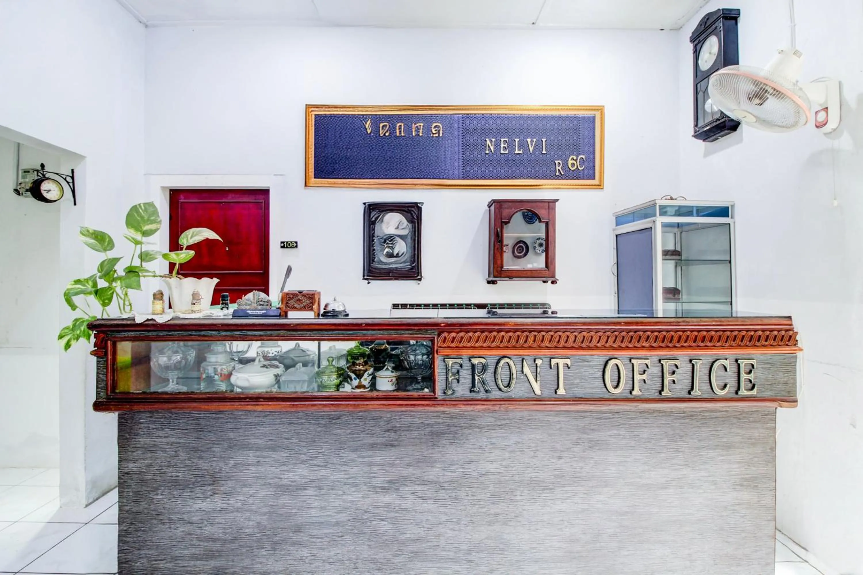 Lobby or reception in Hotel O Jalan Jenderal Sudirman Near Imam Bonjol Square Formerly Nelvi Guest House