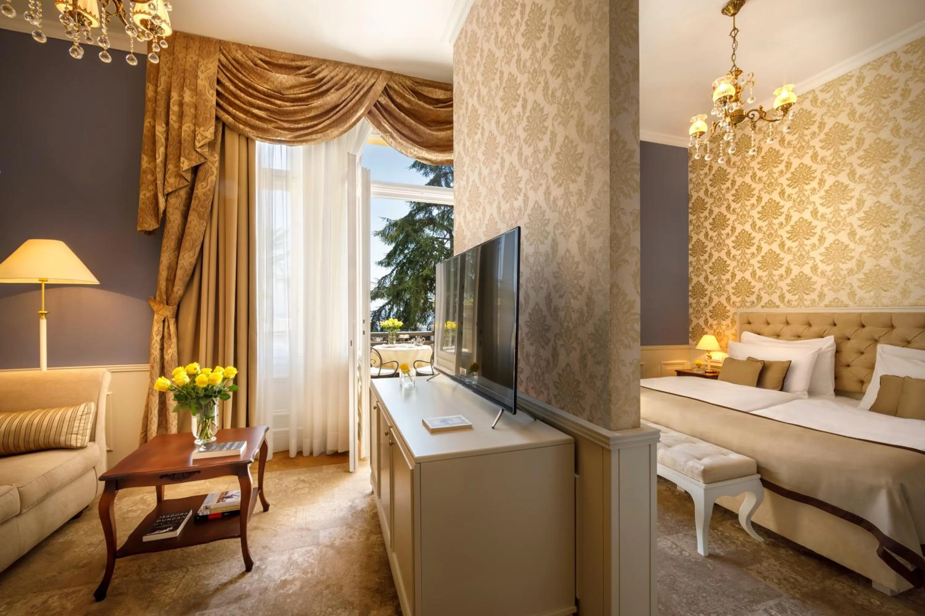 TV and multimedia, Bed in Villa Amalia - by Liburnia Hotels & Villas