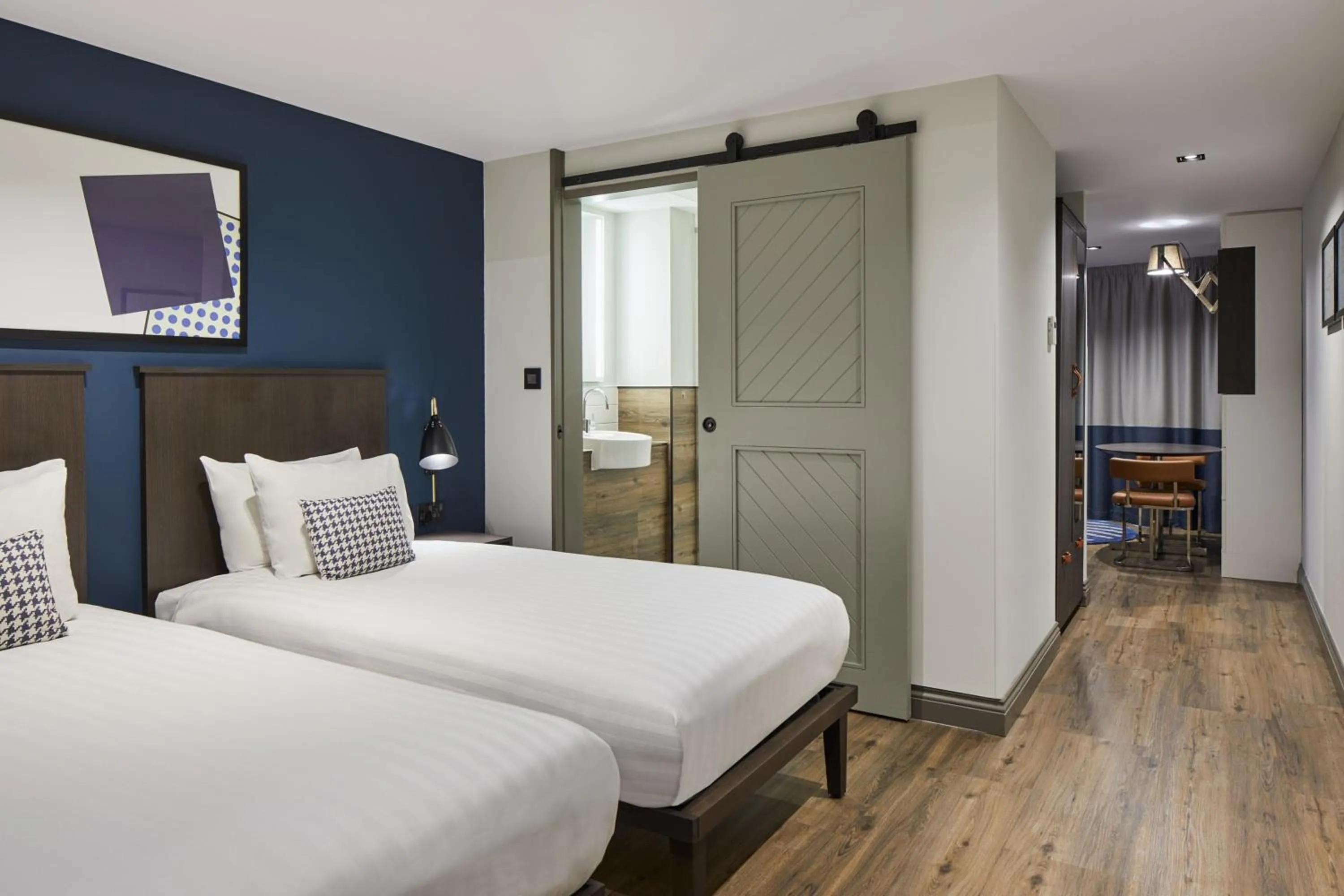 Photo of the whole room, Bed in Residence Inn by Marriott London Tower Bridge