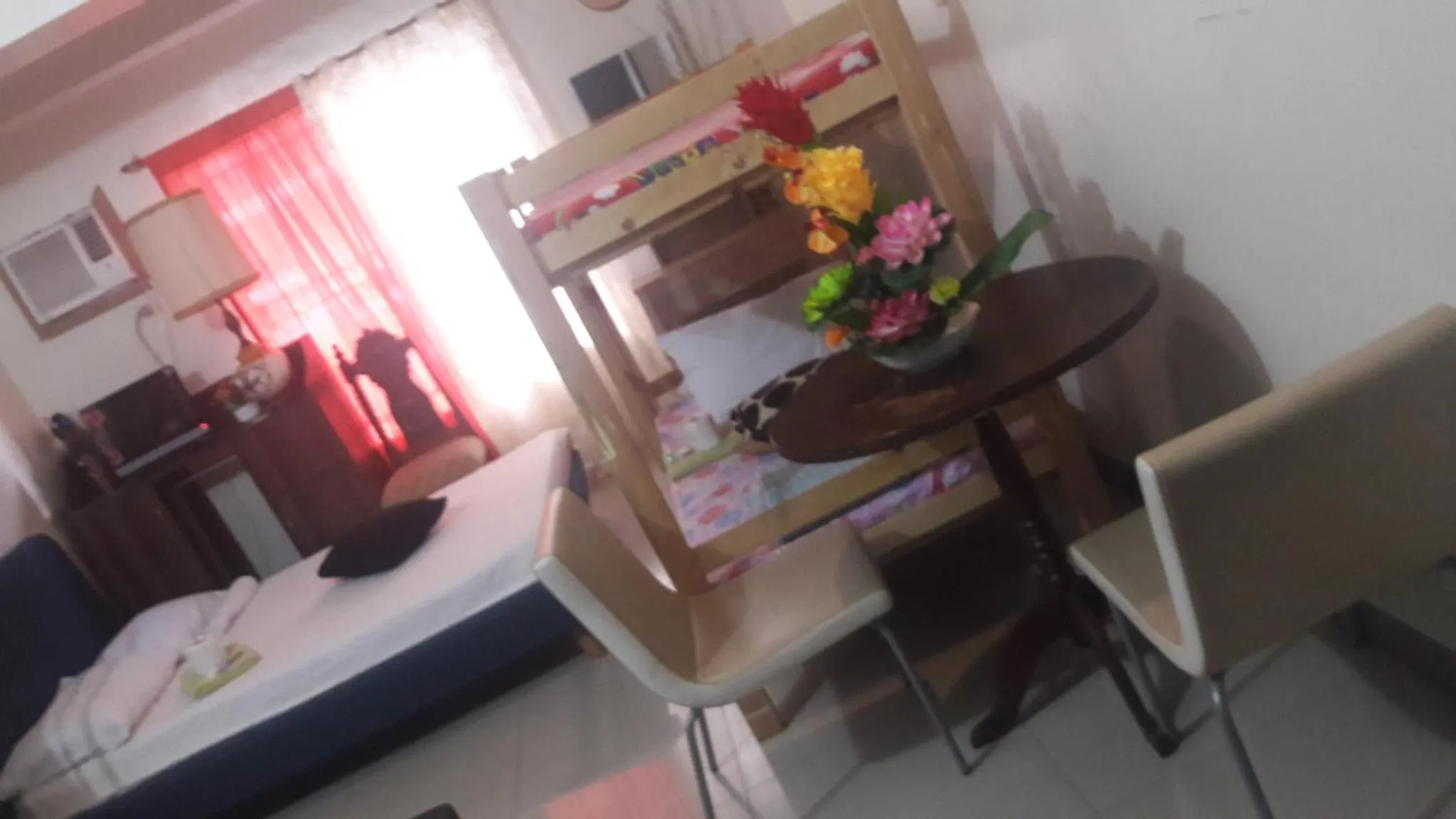 Dining area, Bed in Kassel Dorz Hostel