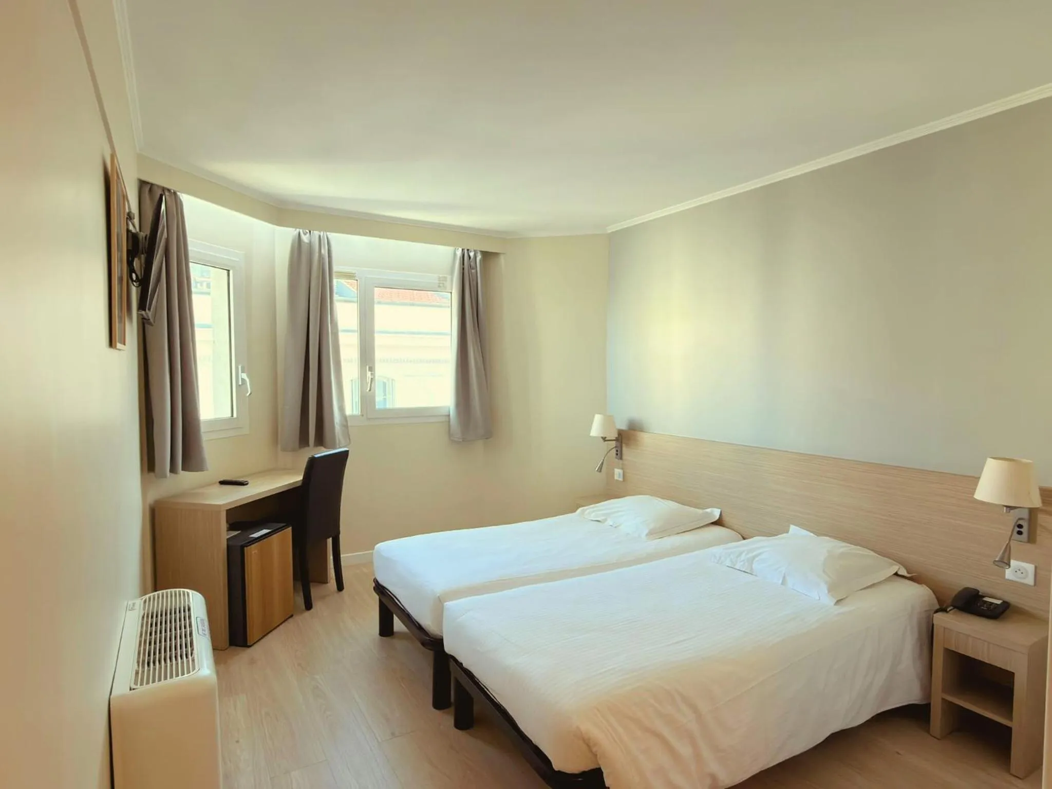 Bed in Hôtel de l'Étoile