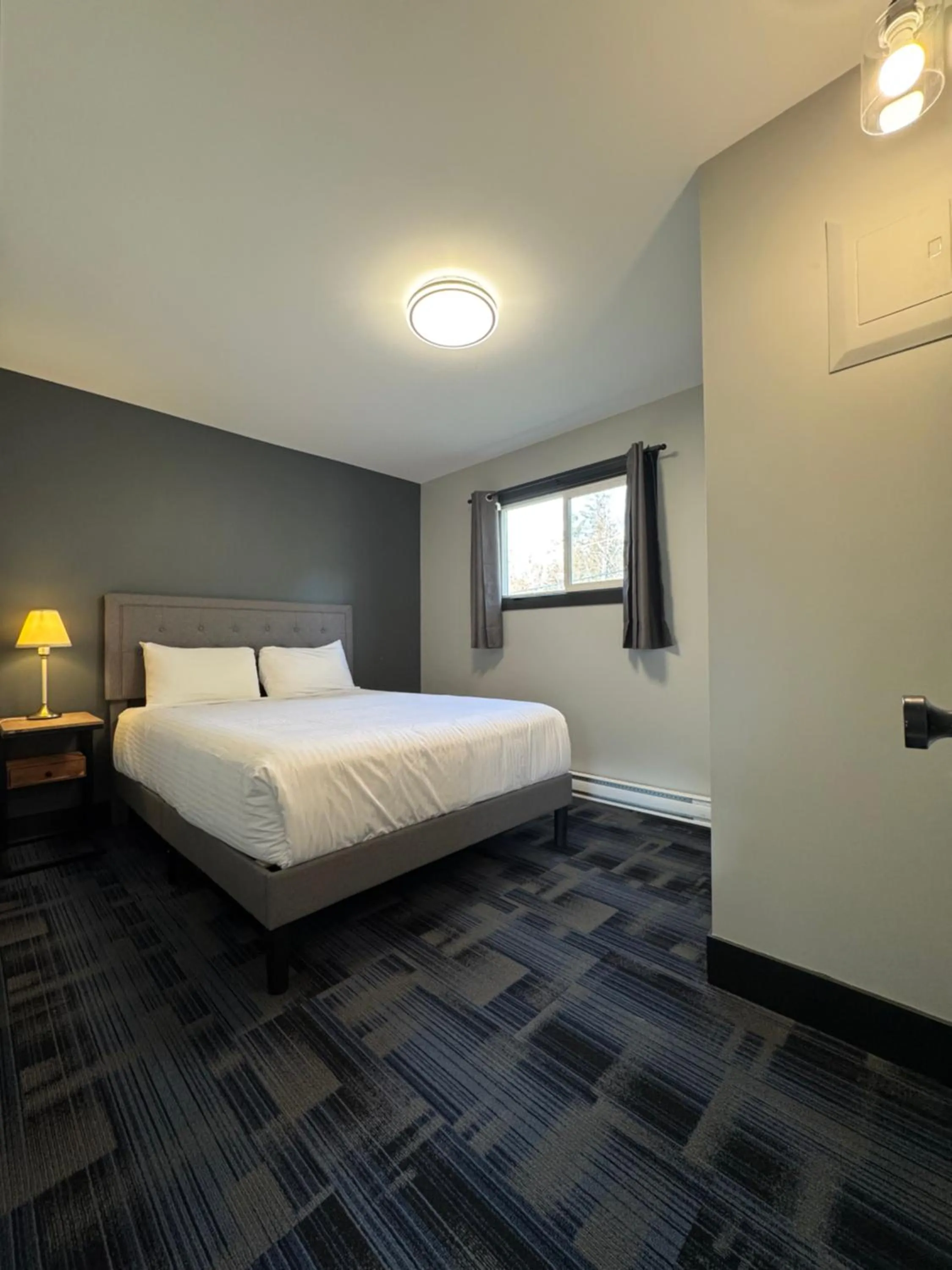 Bed in Kokanee Glacier Resort