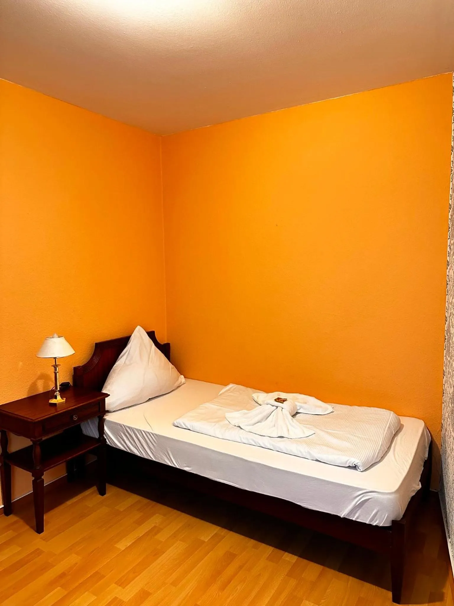 Bed in Hotel Krone Riesling