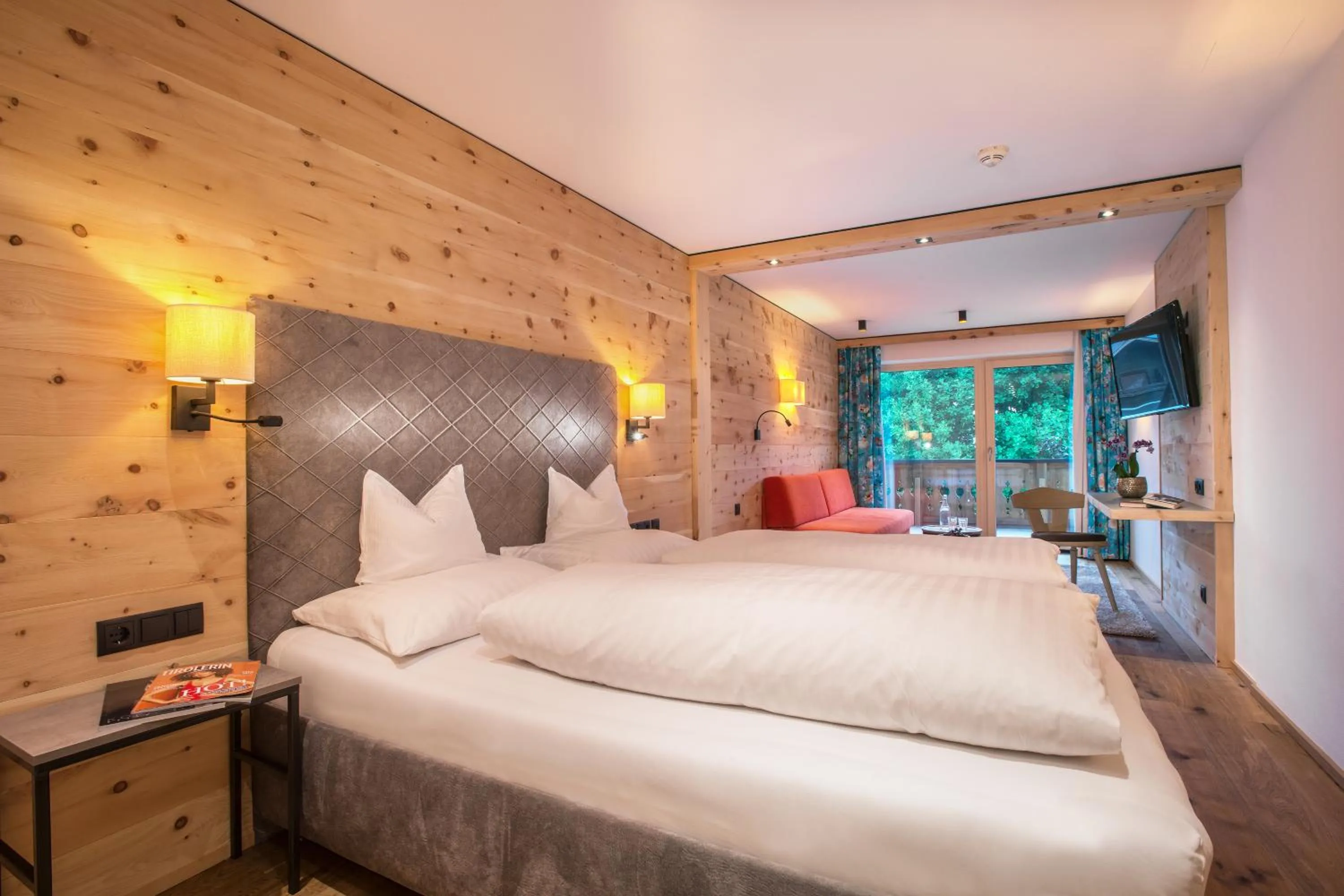 Bed in Hotel Tipotsch