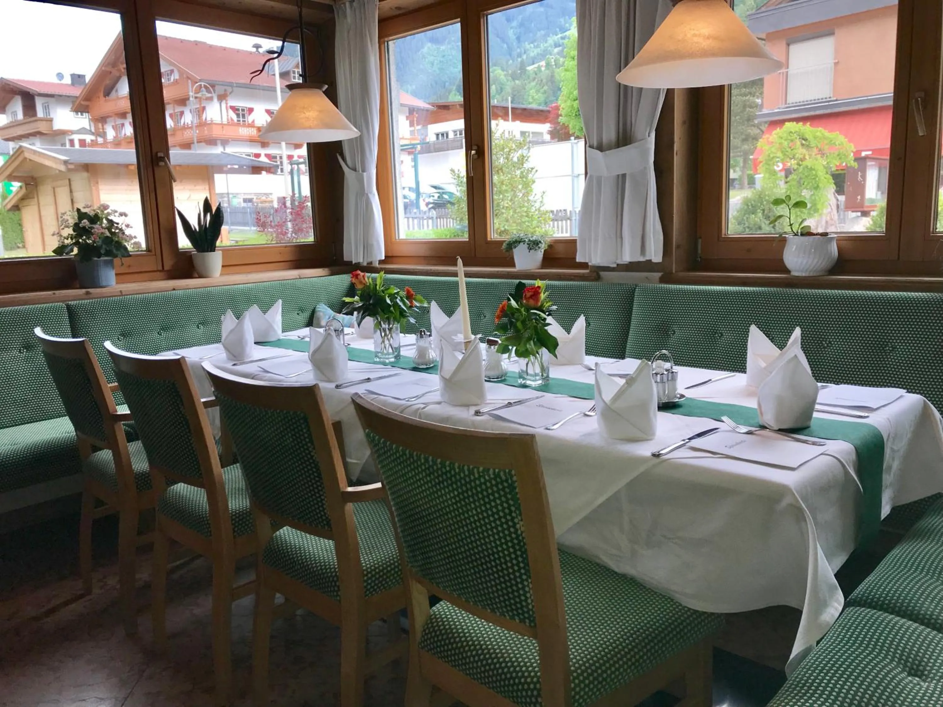 Restaurant/places to eat in Hotel Tipotsch